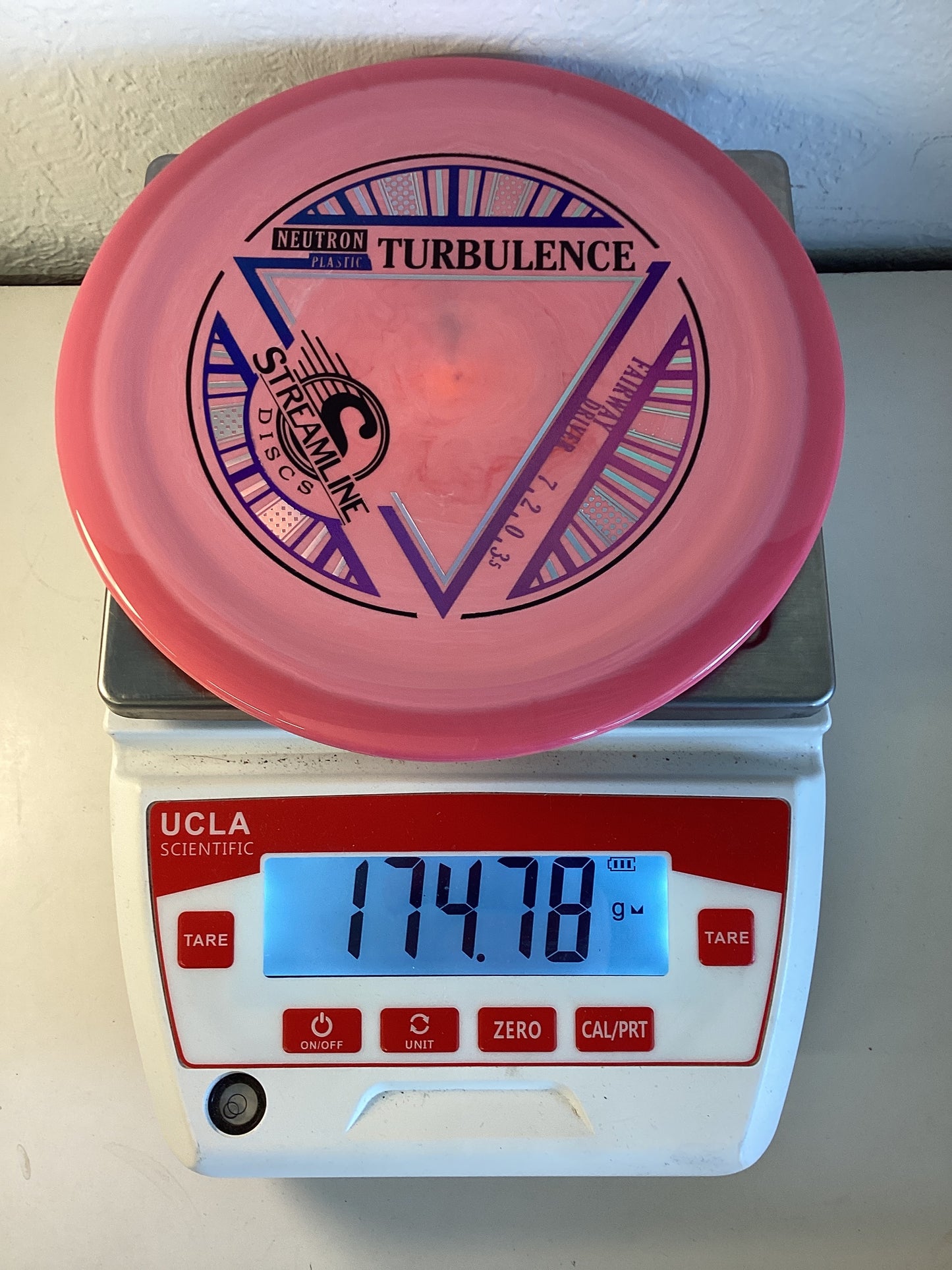 Streamline Neutron Turbulence