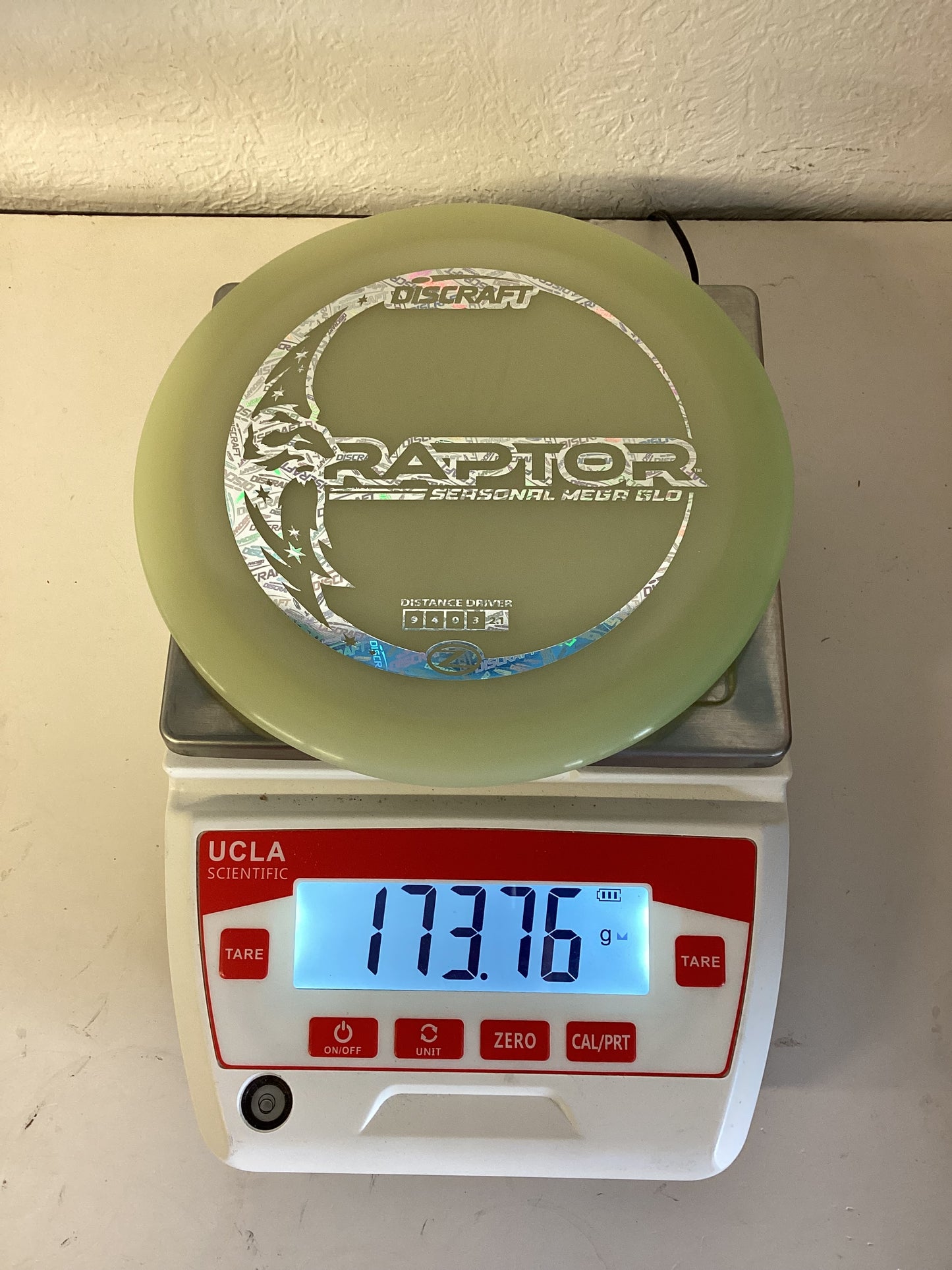 Discraft Seasonal Mega Glo Raptor