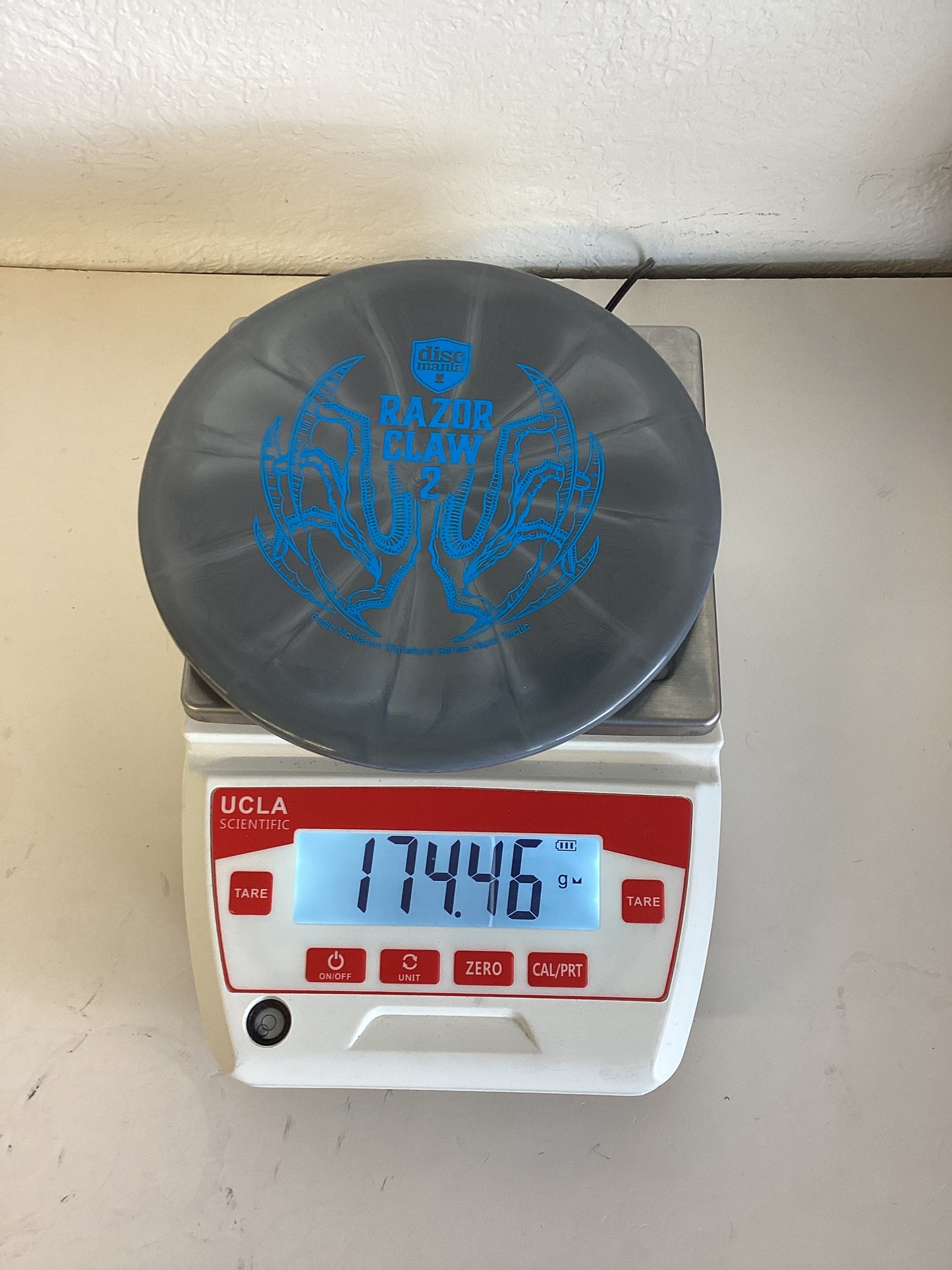 Discmania - Razor Claw 2 - Eagle McMahon Signature Series Vapor Tactic - *PREOWNED*