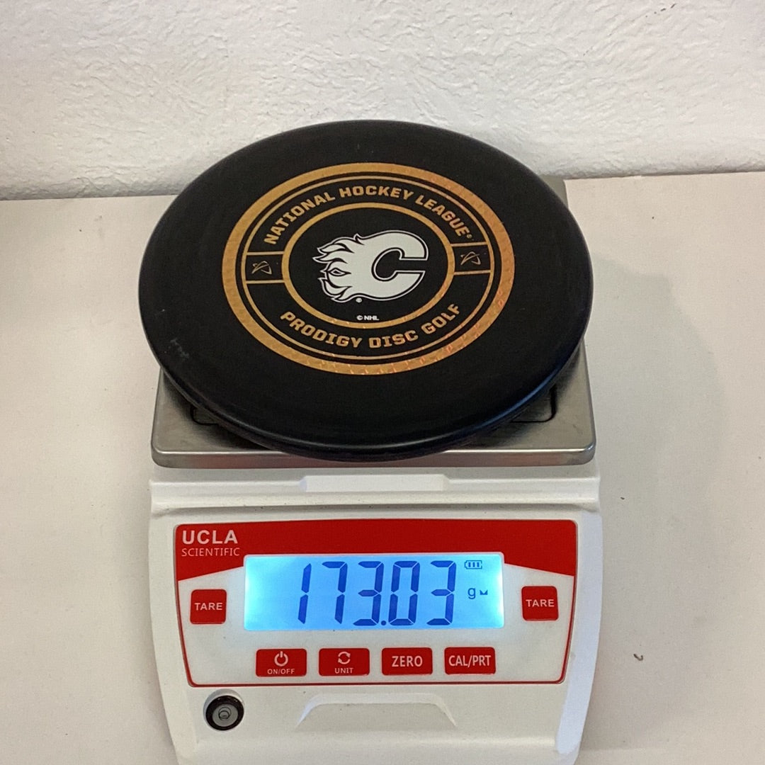 Prodigy PA-3 NHL Collection - Calgary Flames