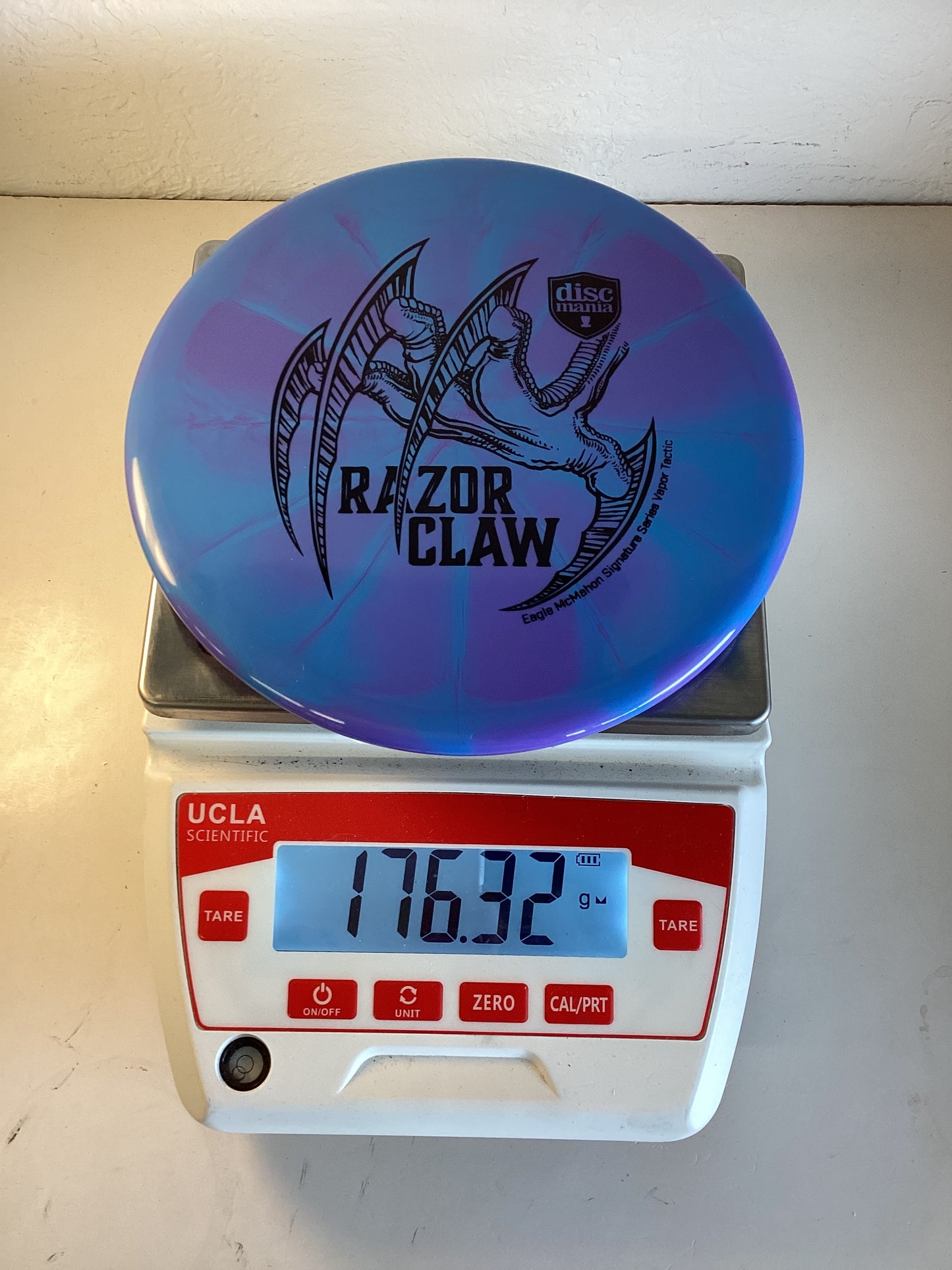 Razor Claw - Eagle McMahon Vapor Tactic - *PREOWNED*