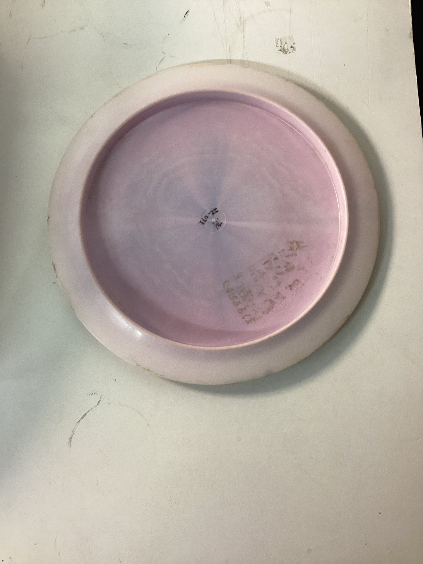 LegacyDiscs-Icon-Outlaw-PinkSwirl-173.0g-PRE-OWNED