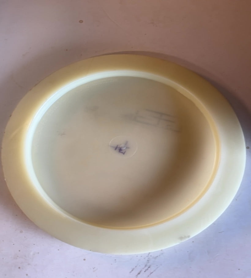 Innova-Glow Champion-Shryke-White-172.48g PRE-OWNED