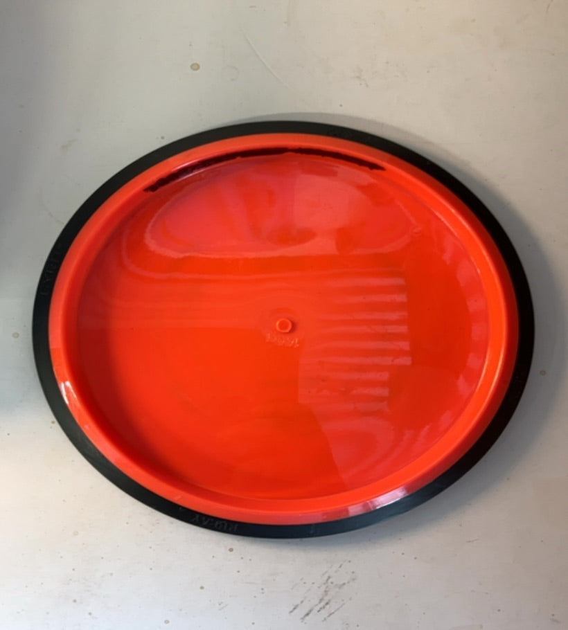 MVP-Neutron-Relay-Orange-161.58g PRE-OWNED