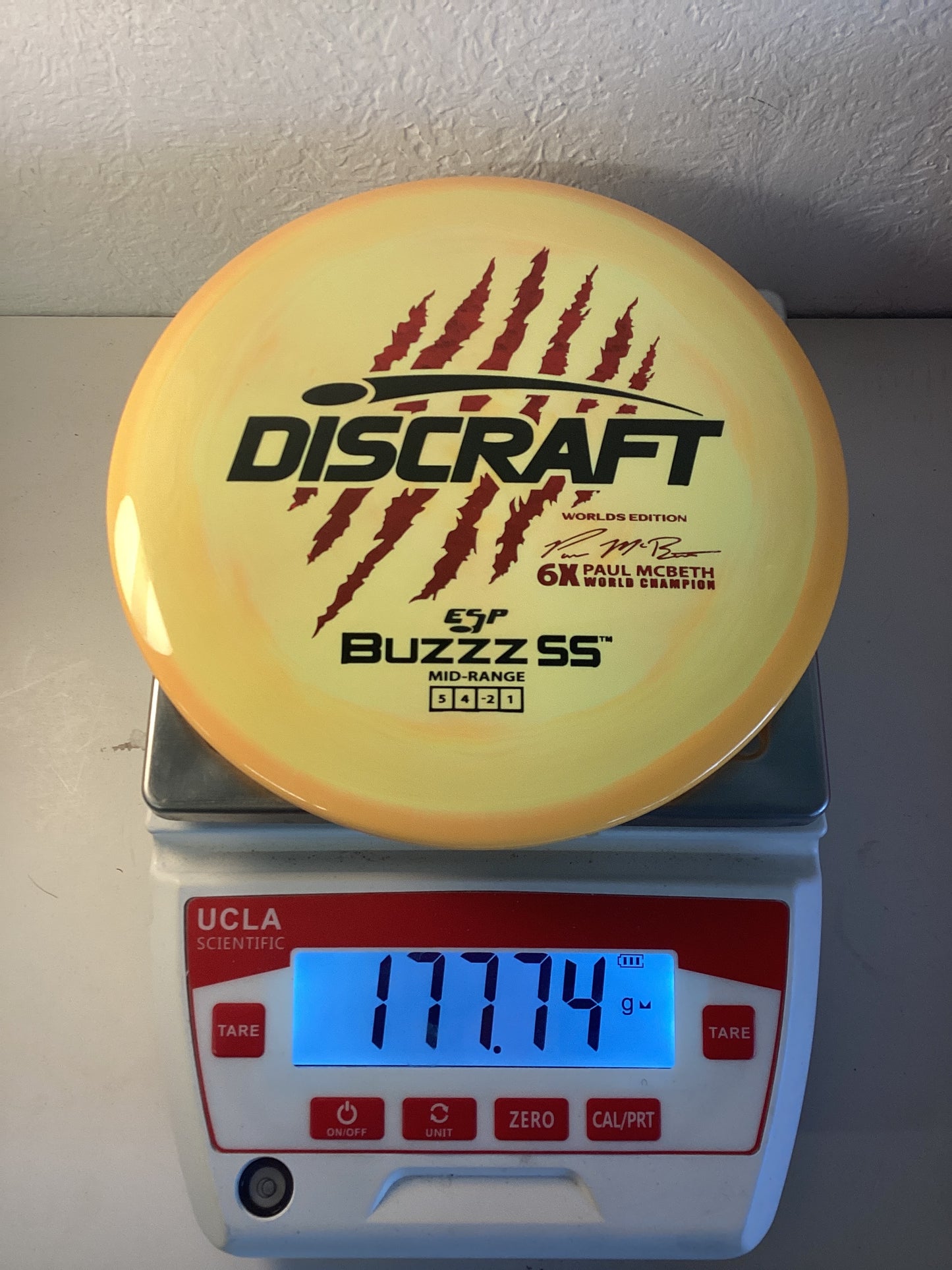 Discraft Worlds 2026 Edition ESP Buzzz SS - Paul McBeth 6-Claw