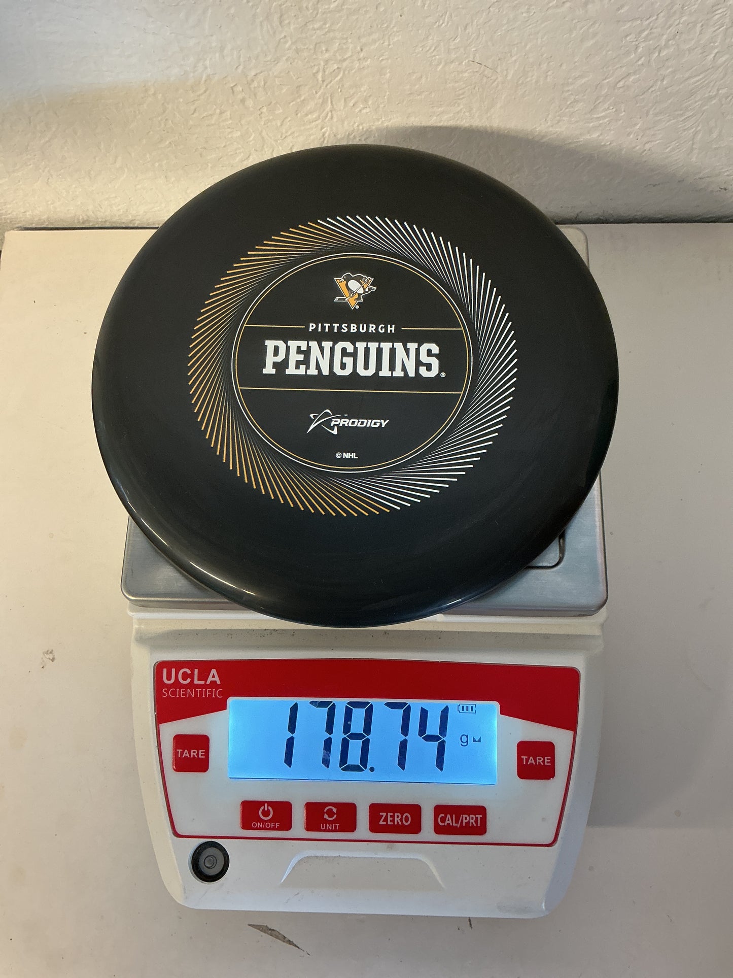 Prodigy ACE Line M Model S Basegrip - Pittsburgh Penguins Spin-O-Rama Stamp