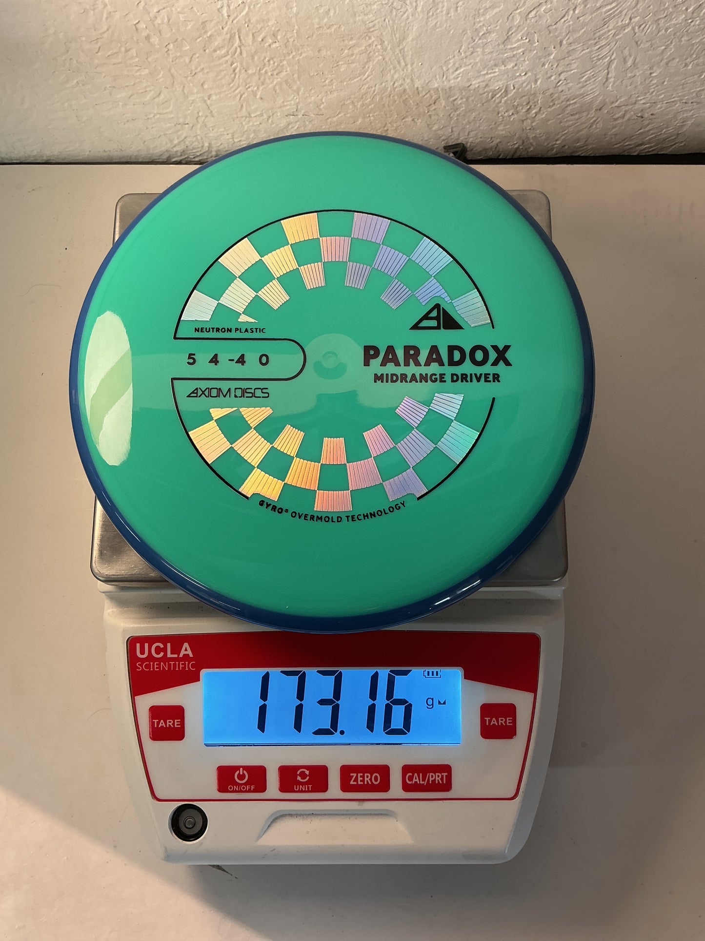 Axiom Neutron Paradox - Project Lab Coat