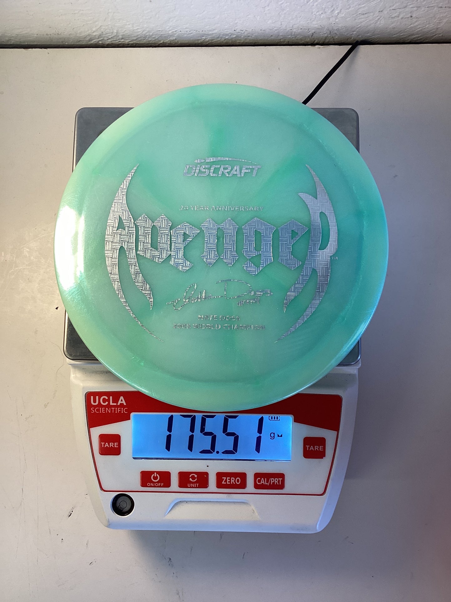 Discraft Colorshift Z Swirl Avenger - Nate Doss 20 Year Anniverary