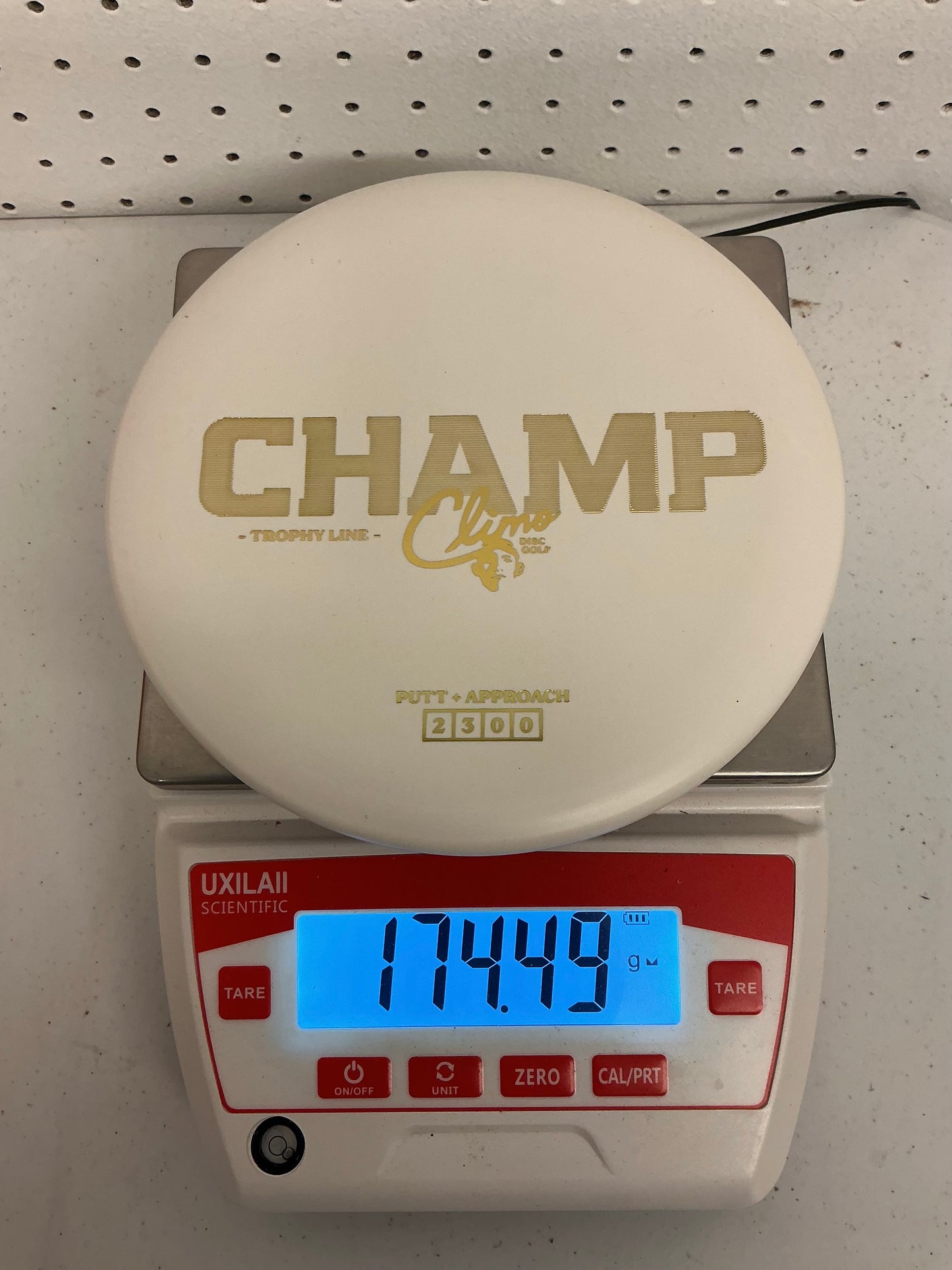 Climo Disc Golf Trophy Line Champ