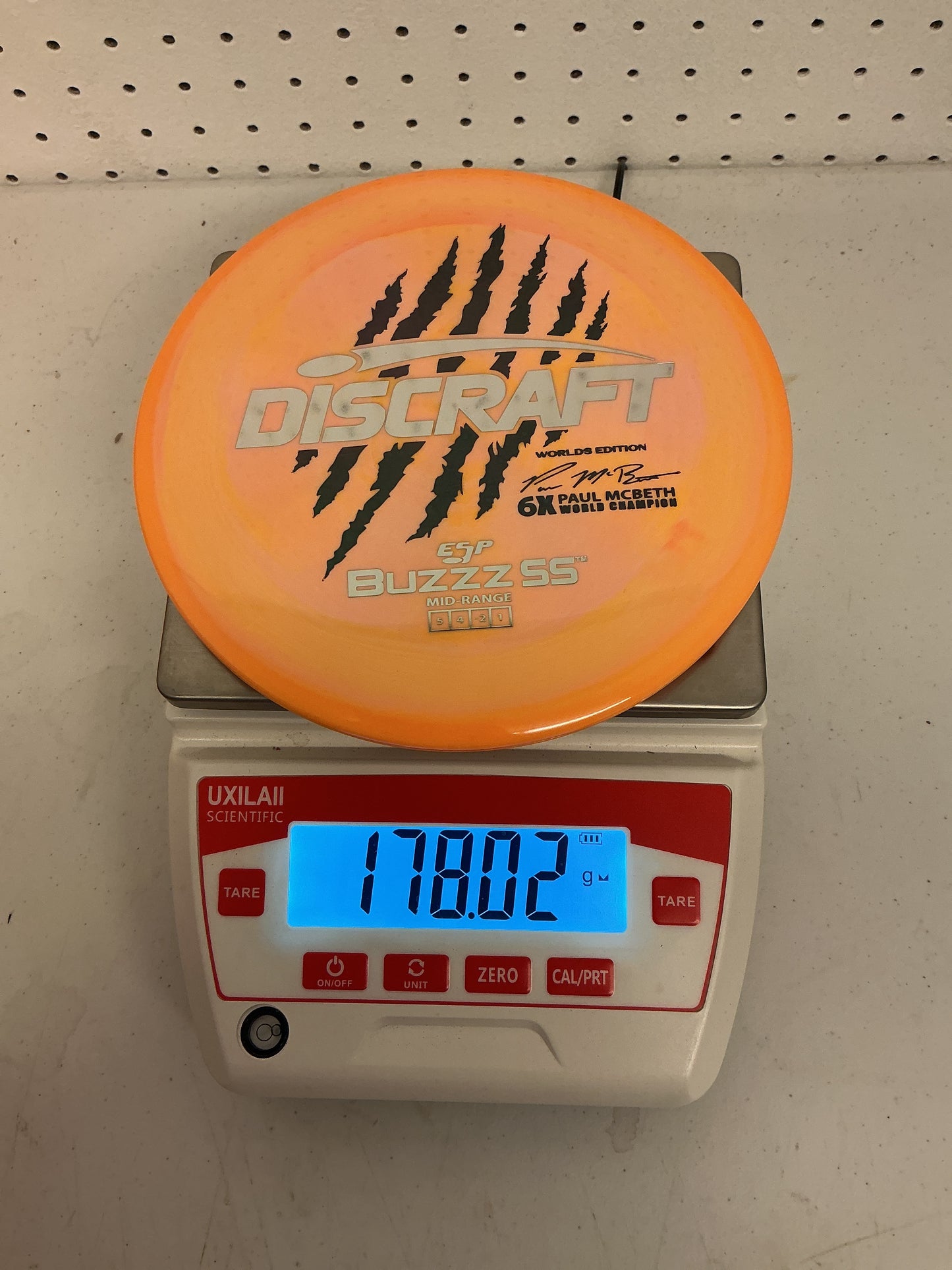 Discraft Worlds 2026 Edition ESP Buzzz SS - Paul McBeth 6-Claw