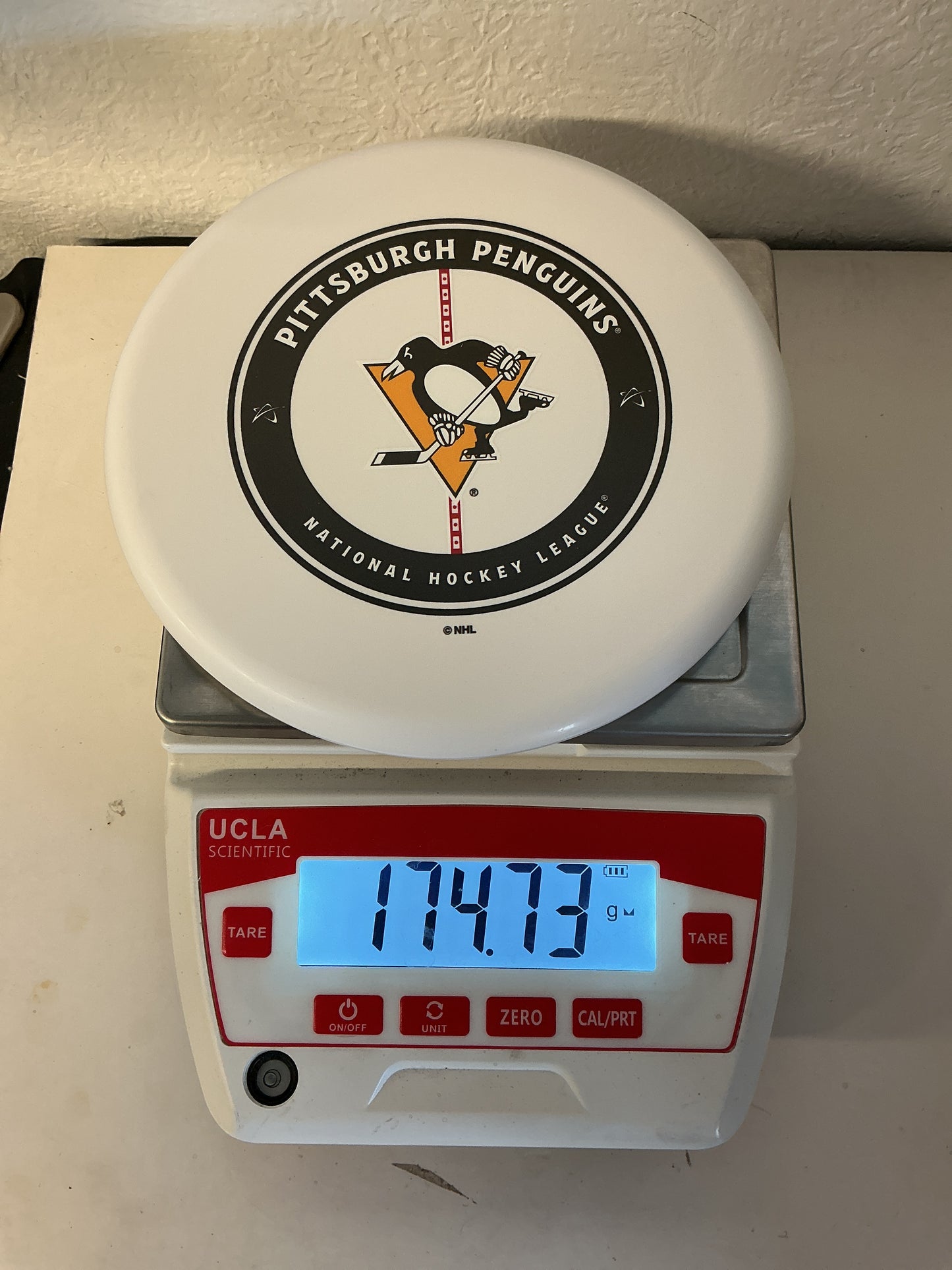 Prodigy ACE Line P Model S Basegrip - Pittsburgh Penguins Home Ice Stamp