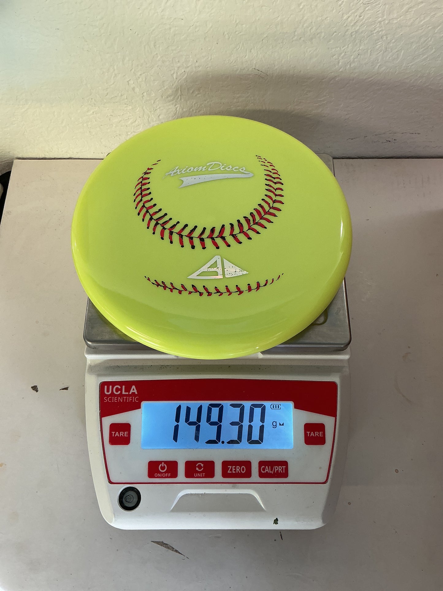 Axiom Neutron Soft Pitch -  Softball Special Edition