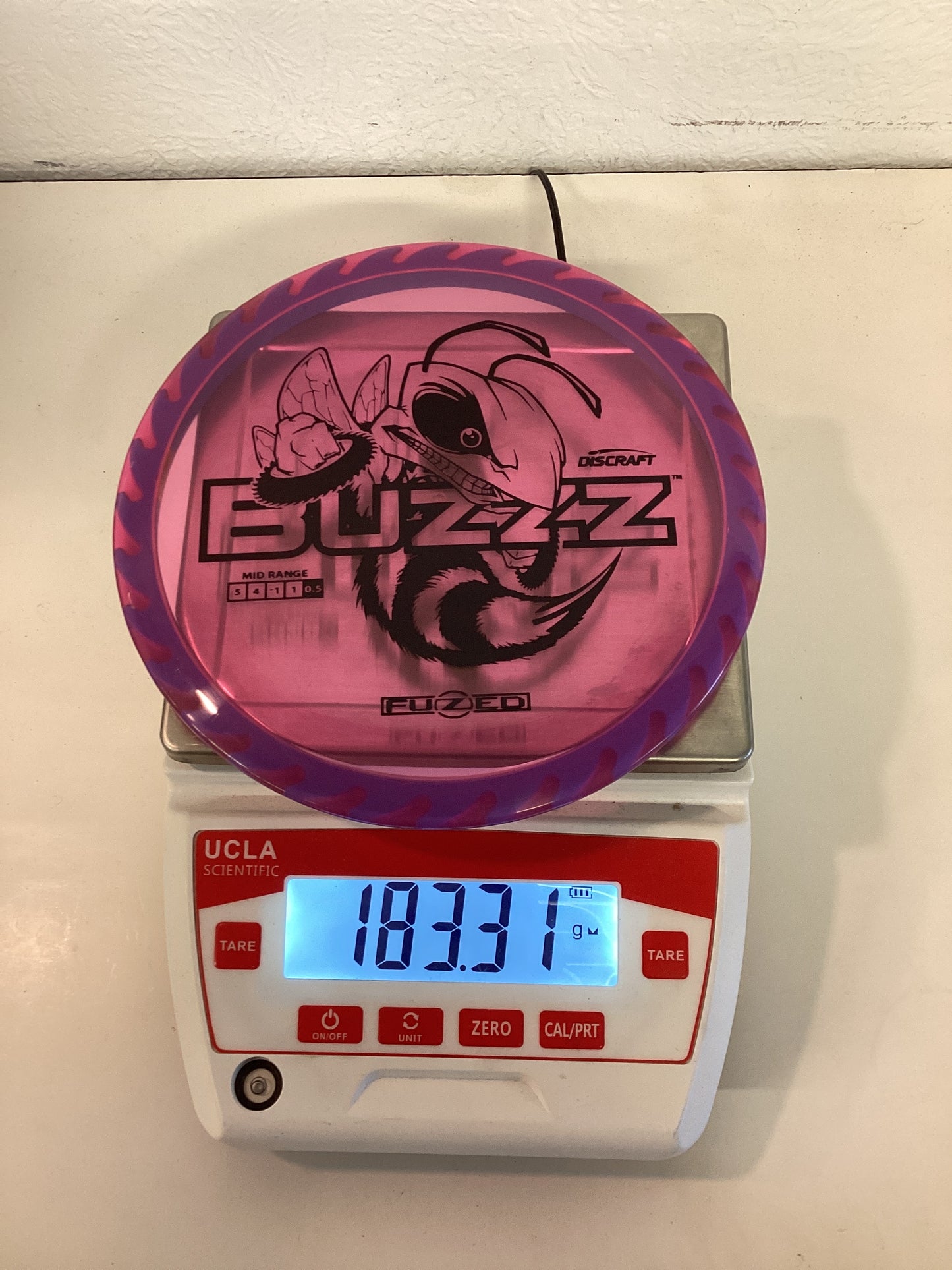 Discraft Fuzed Line Buzzz with Saw Pattern