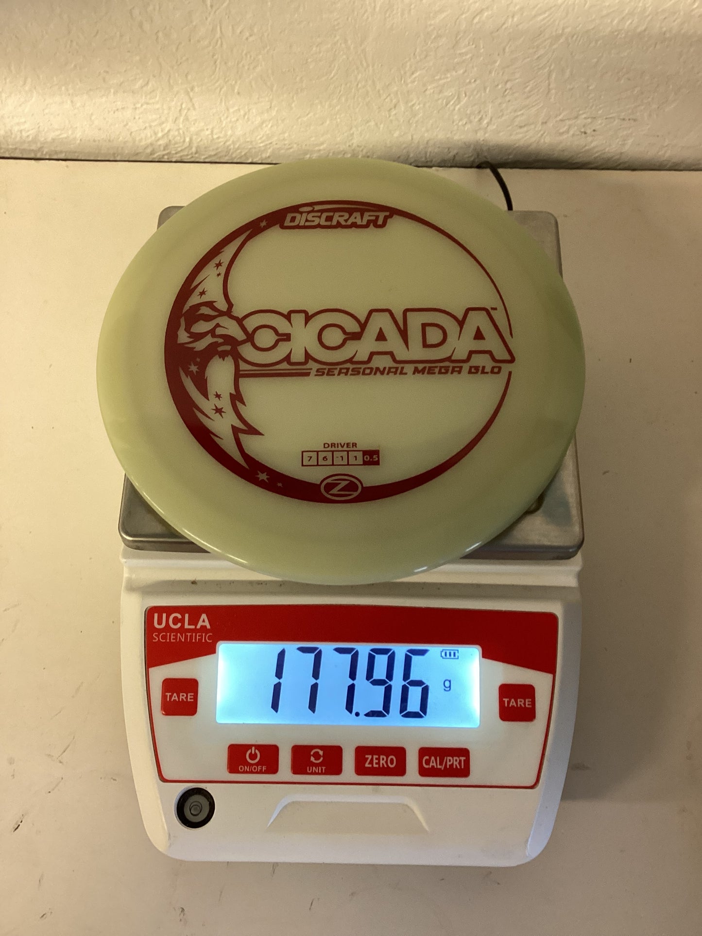 Discraft Seasonal Mega Glo Cicada
