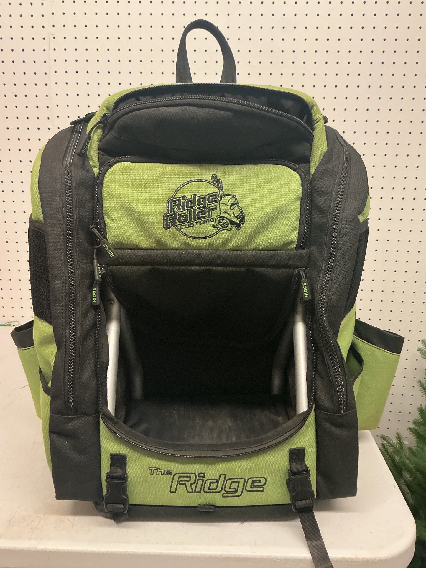 Ridge Roller Original Backpack Including Seat Frame *Pre-Owned*