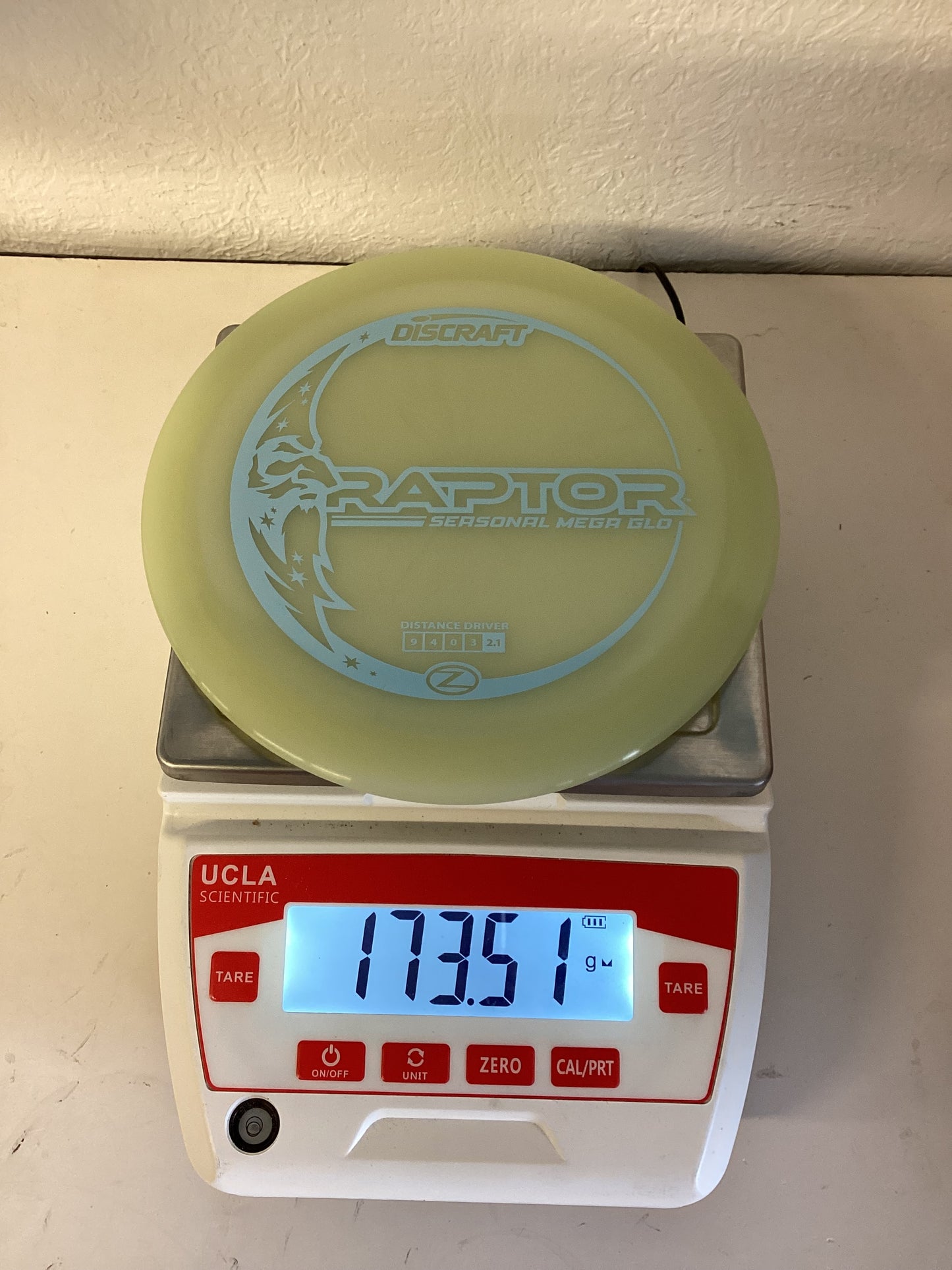 Discraft Seasonal Mega Glo Raptor