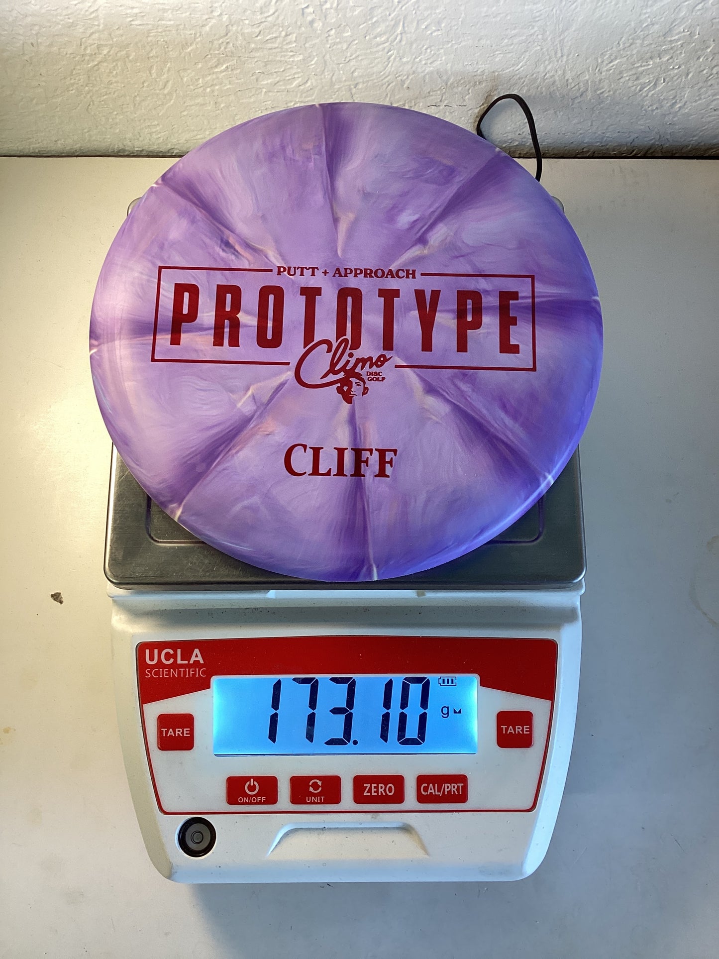 Climo Disc Golf Trophy Line Cliff - Prototype