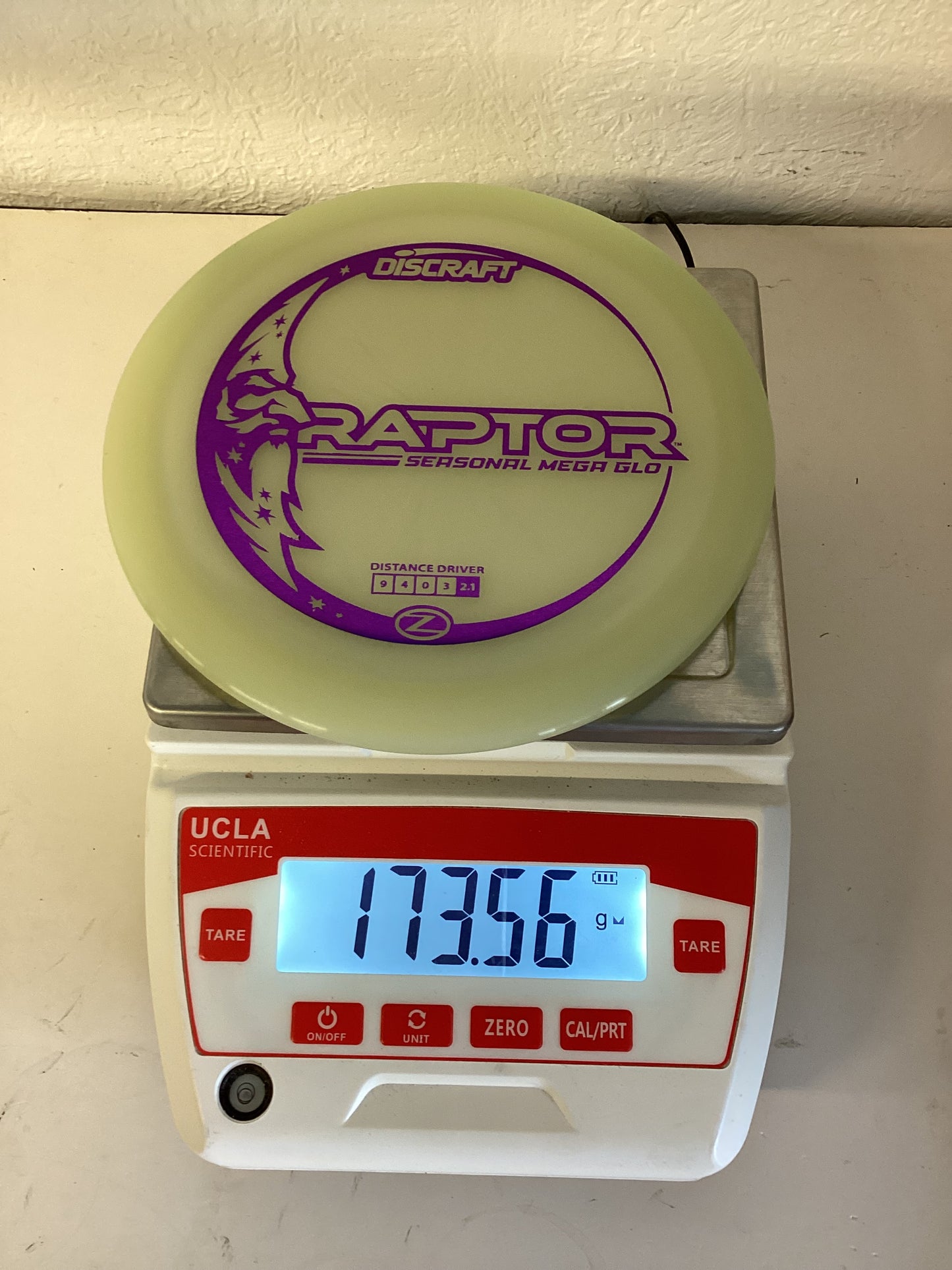 Discraft Seasonal Mega Glo Raptor