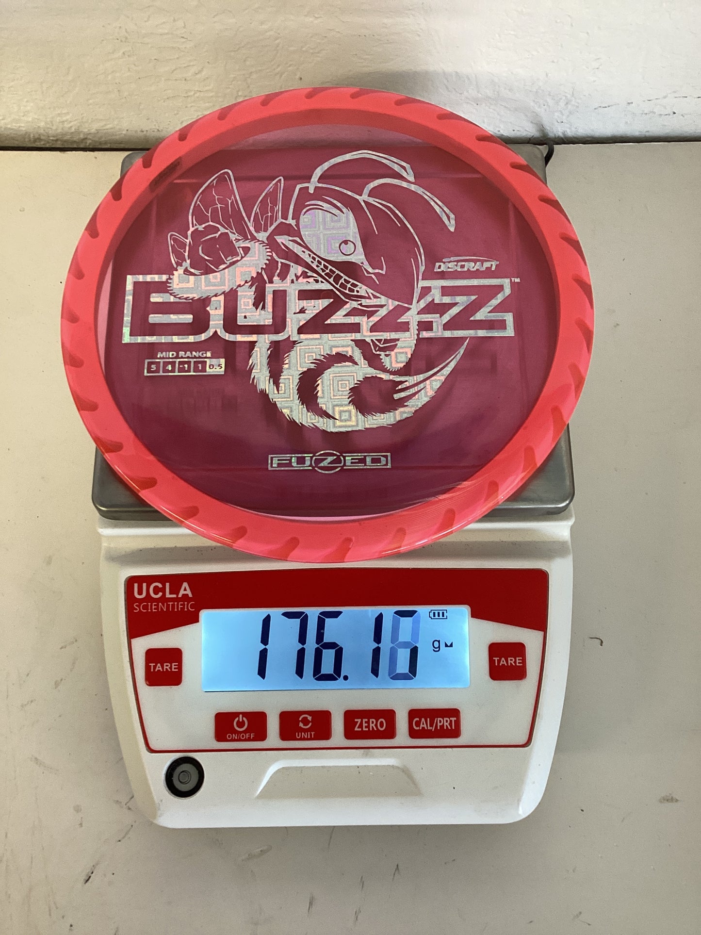 Discraft Fuzed Line Buzzz with Saw Pattern