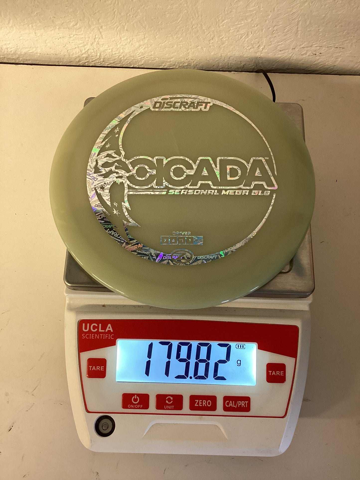Discraft Seasonal Mega Glo Cicada