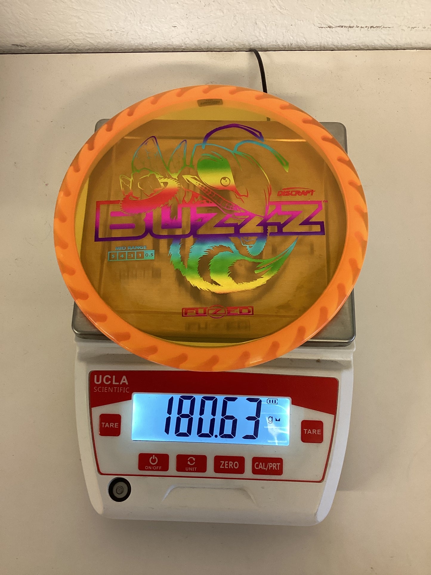 Discraft Fuzed Line Buzzz with Saw Pattern