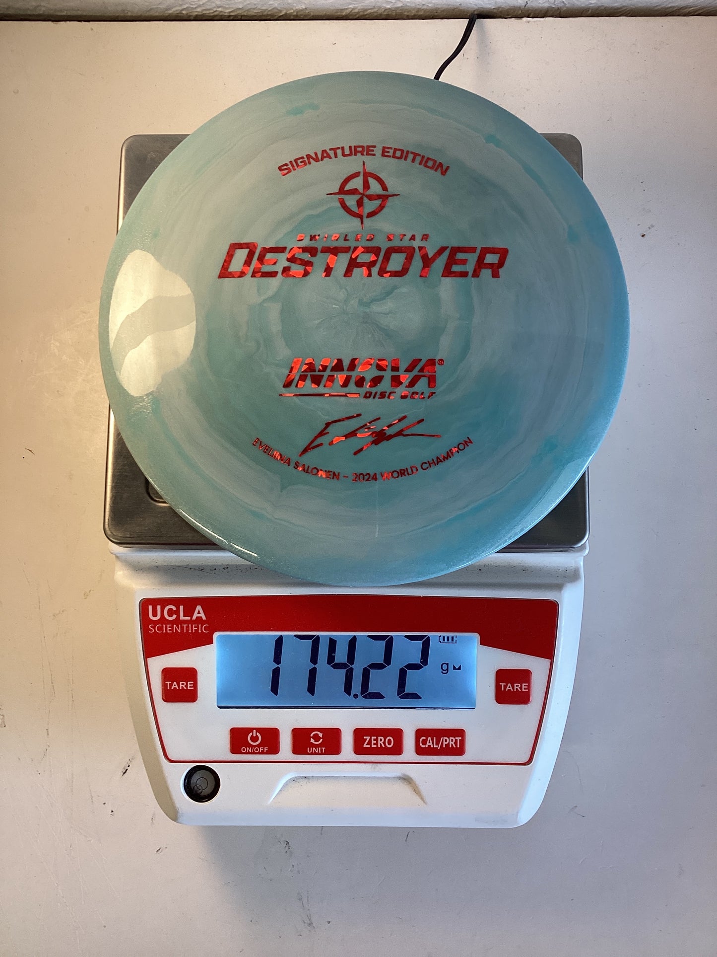 Innova Swirled Star Eveliina Salonen Destroyer