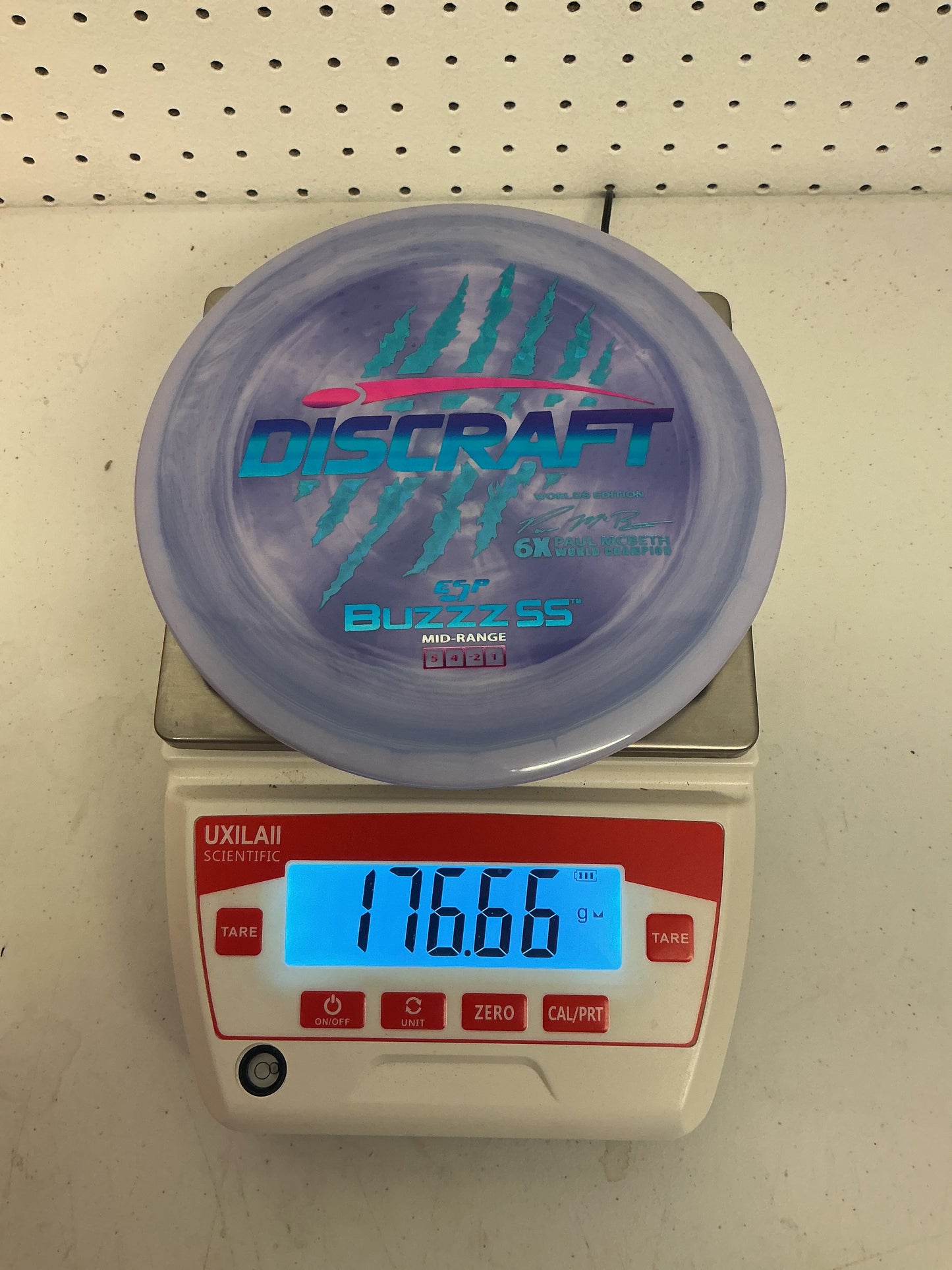 Discraft Worlds 2026 Edition ESP Buzzz SS - Paul McBeth 6-Claw