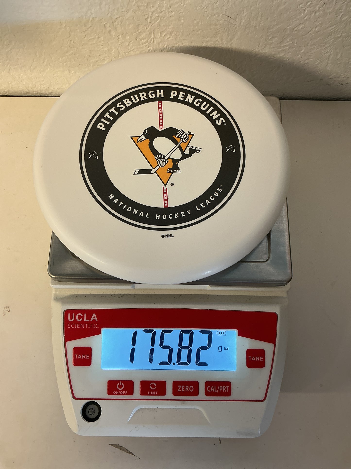 Prodigy ACE Line P Model S Basegrip - Pittsburgh Penguins Home Ice Stamp