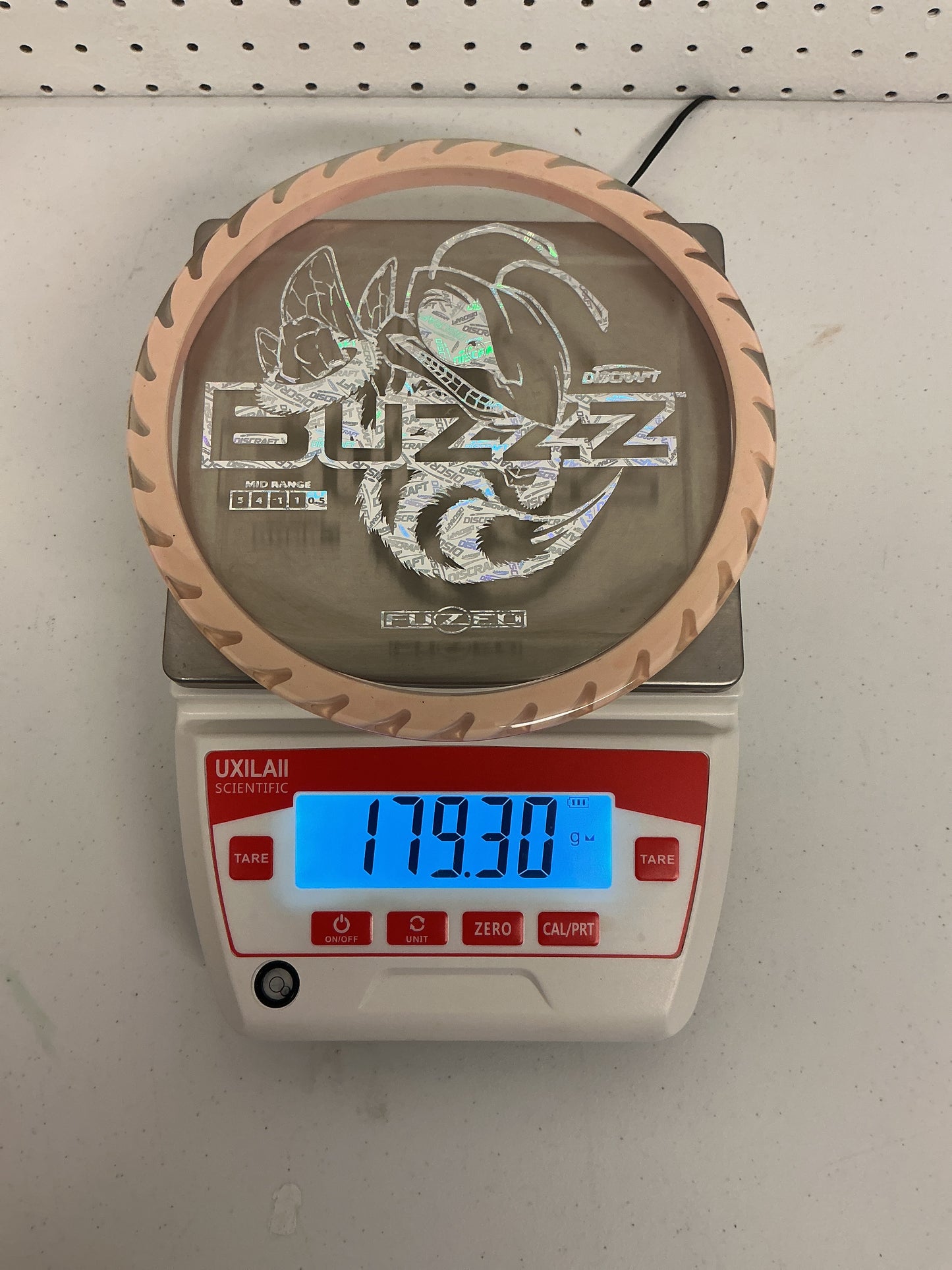 Discraft Fuzed Line Buzzz with Saw Pattern