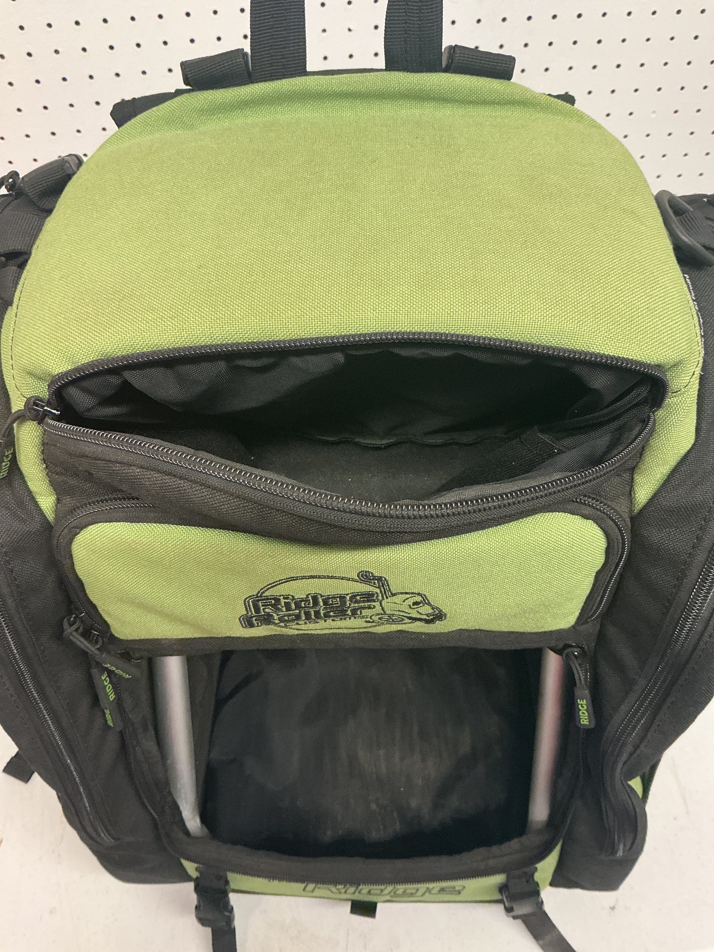 Ridge Roller Original Backpack Including Seat Frame *Pre-Owned*