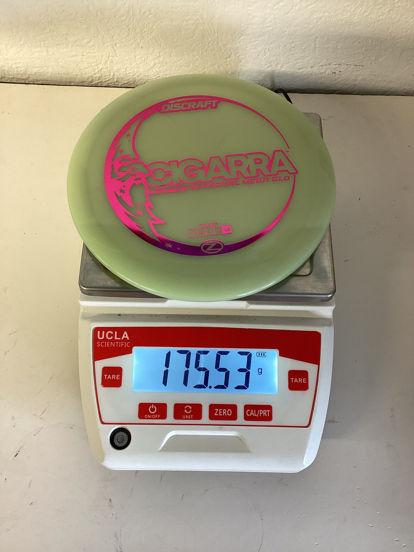 Discraft Seasonal Mega Glo Cigarra