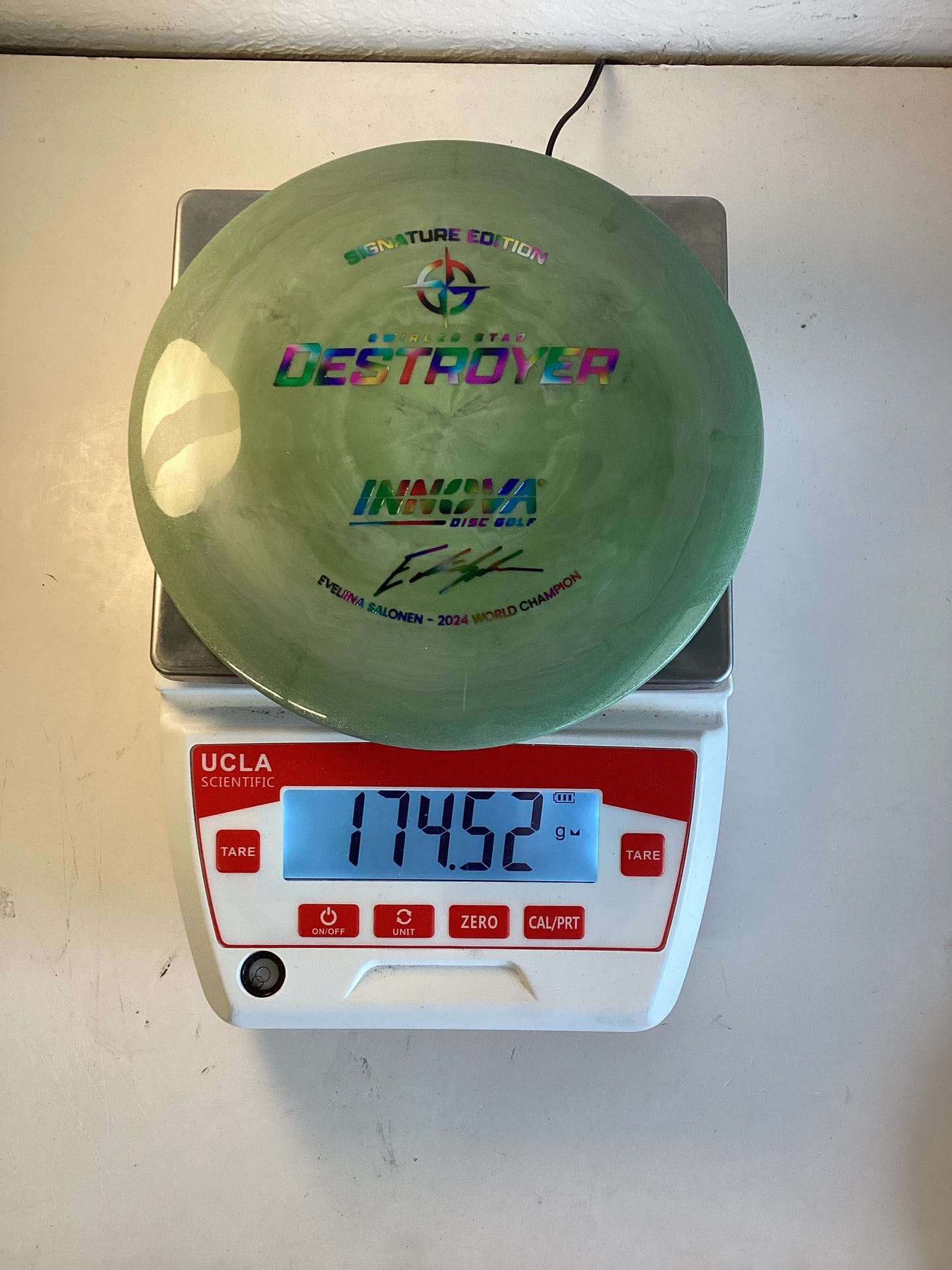 Innova Swirled Star Eveliina Salonen Destroyer