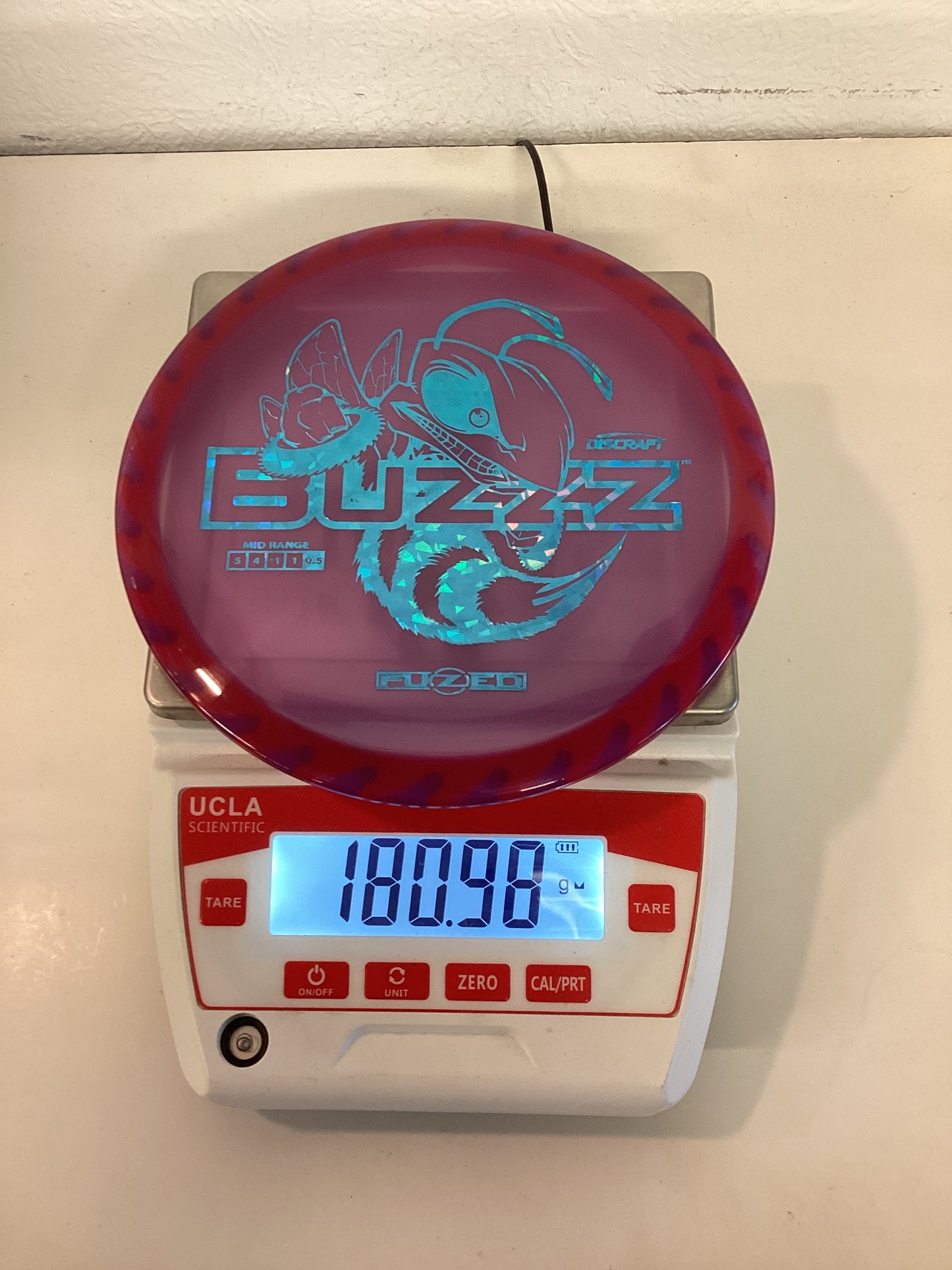 Discraft Fuzed Line Buzzz with Saw Pattern