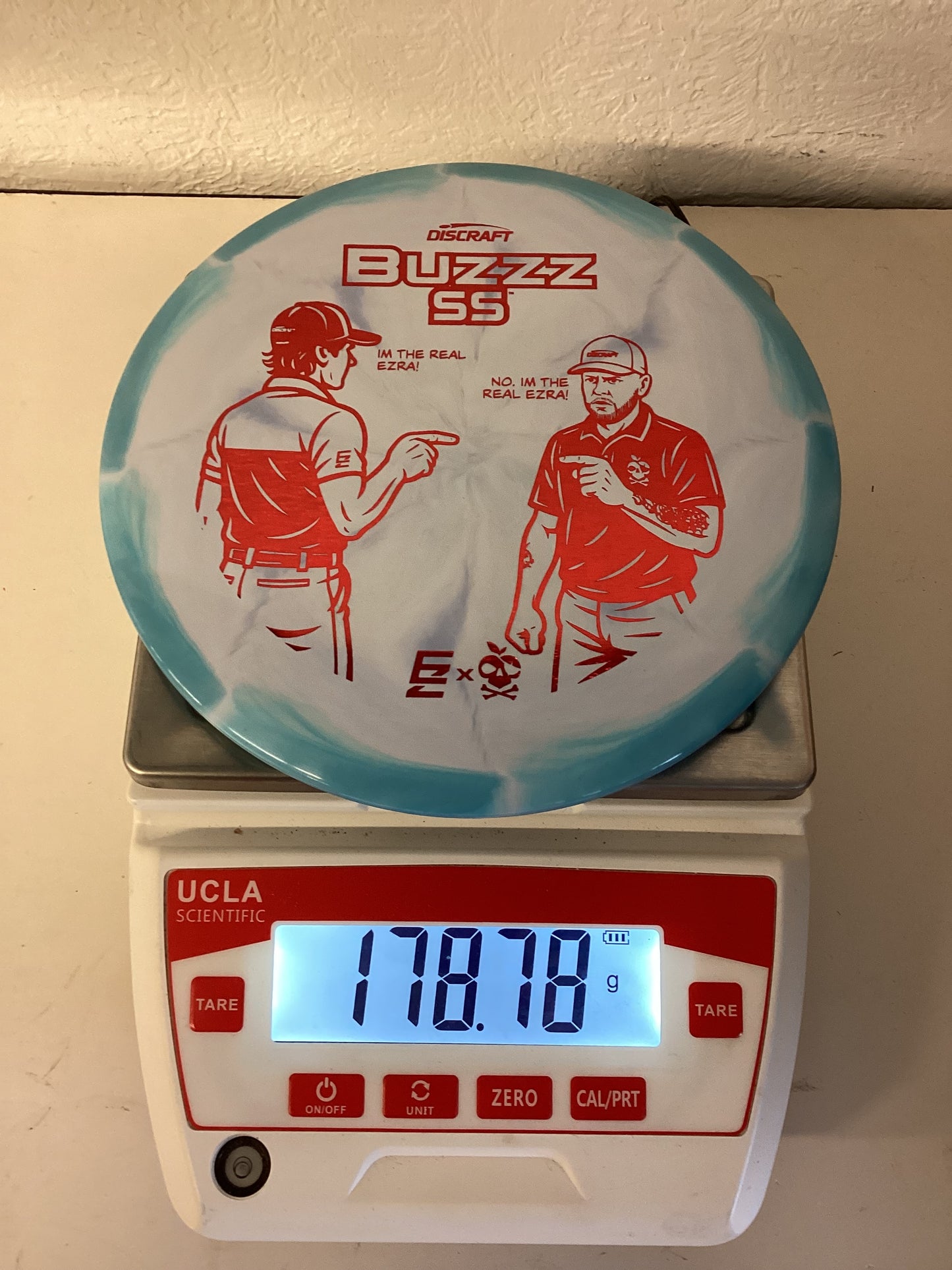 Discraft ESP Swirl Buzzz SS - Ezra vs Ezra Collaboration