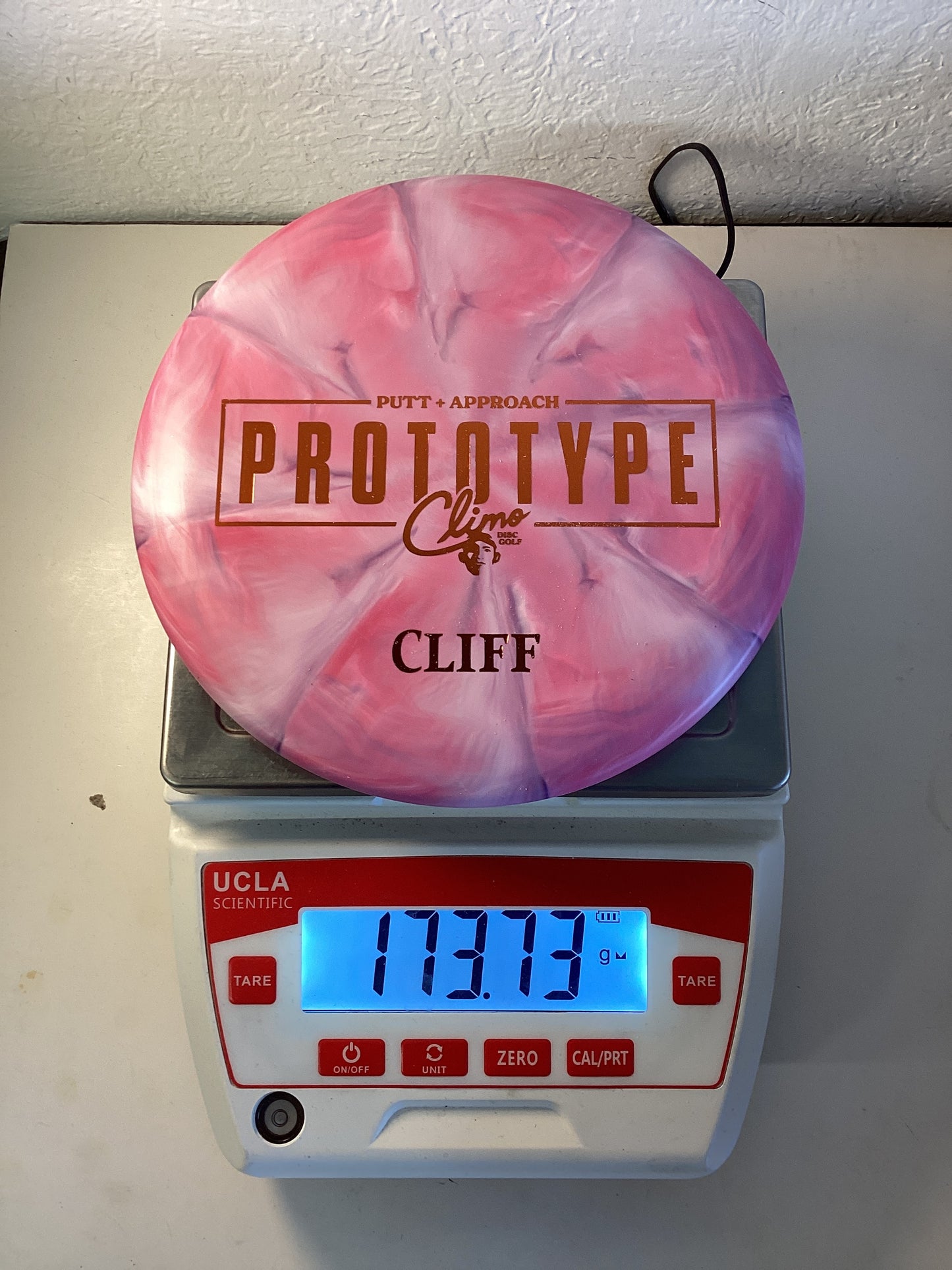 Climo Disc Golf Trophy Line Cliff - Prototype