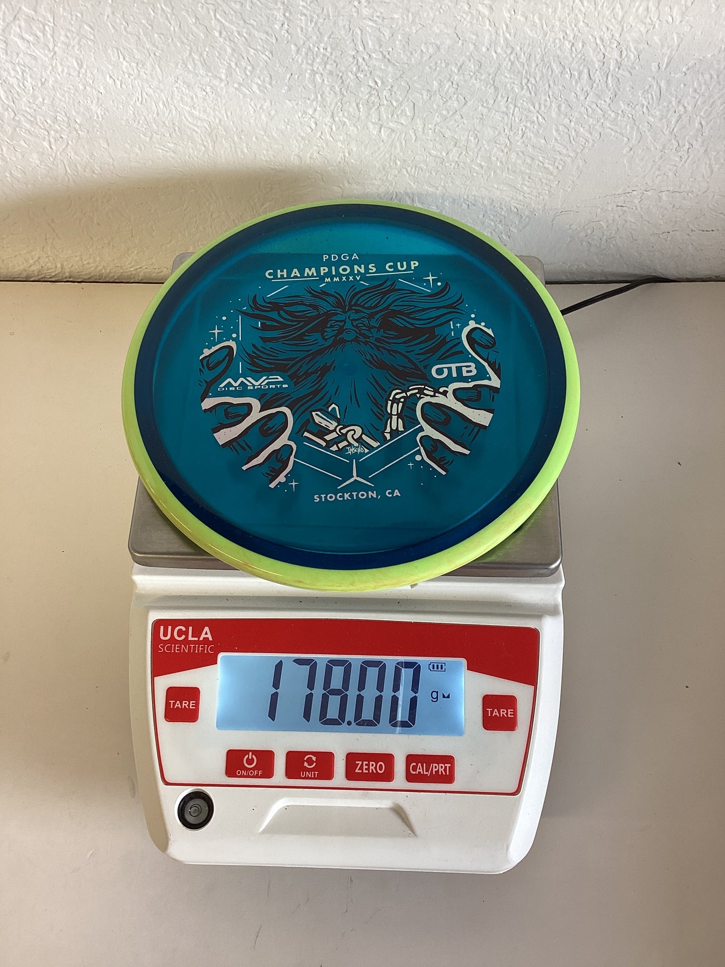 Axiom Proton Particle Glow Hex - Champions Cup Edition