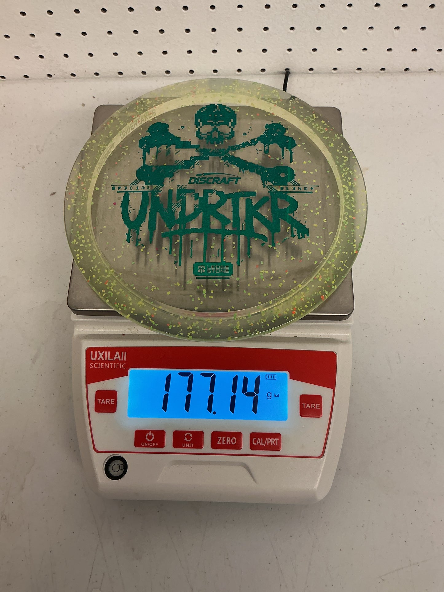 Discraft CryZtal Confetti Undertaker - 2026 Ledgestone Edition