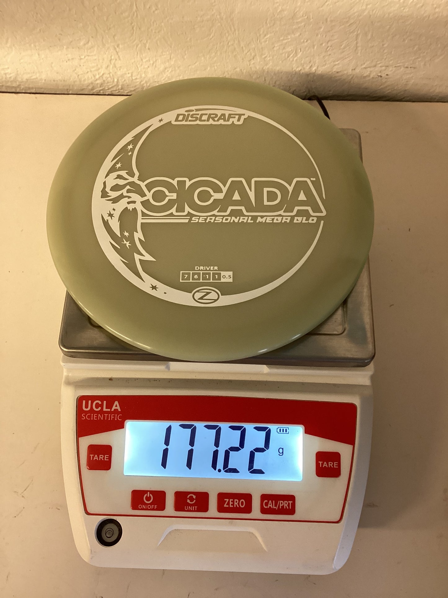 Discraft Seasonal Mega Glo Cicada