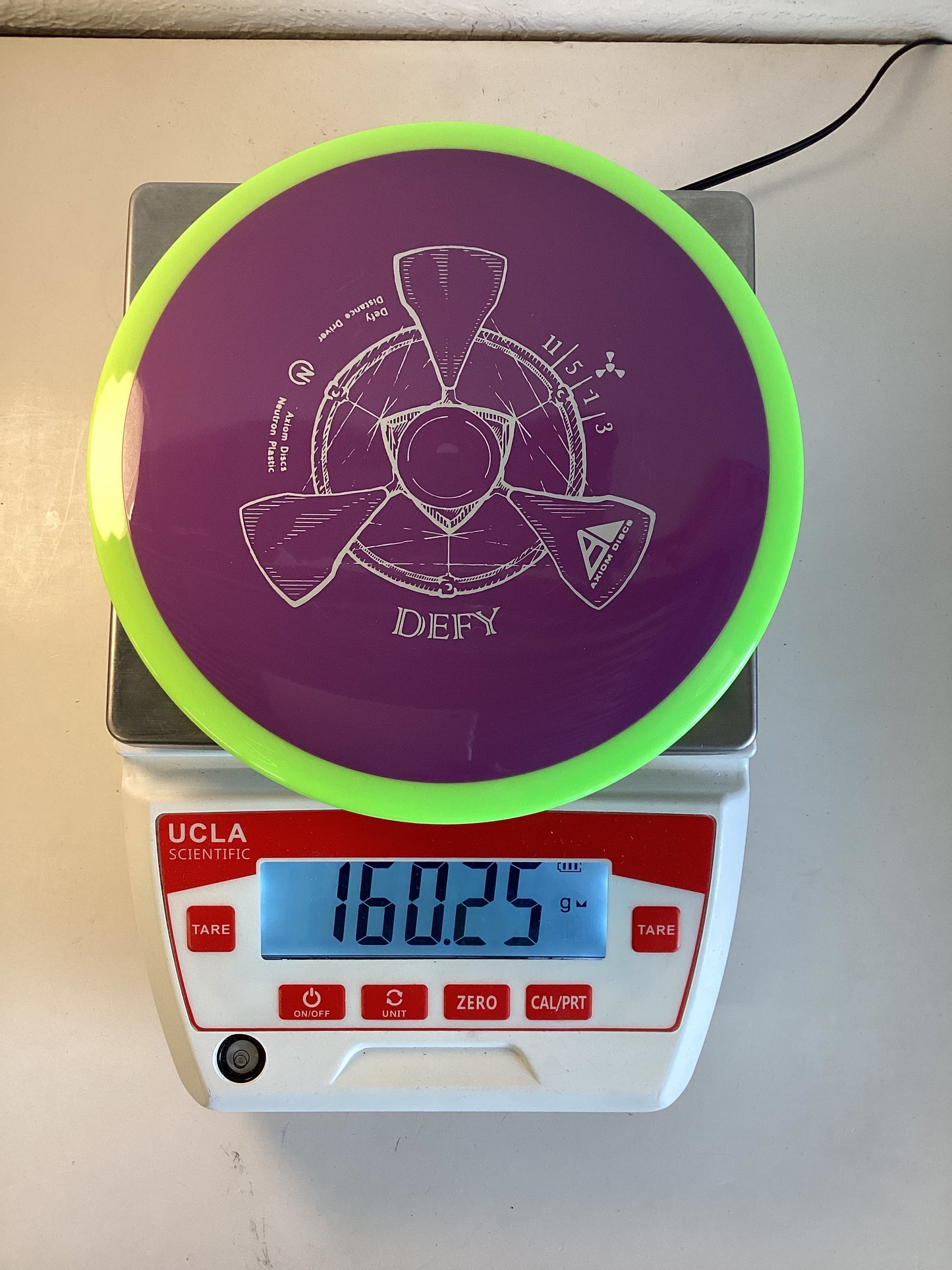 Axiom Neutron Defy