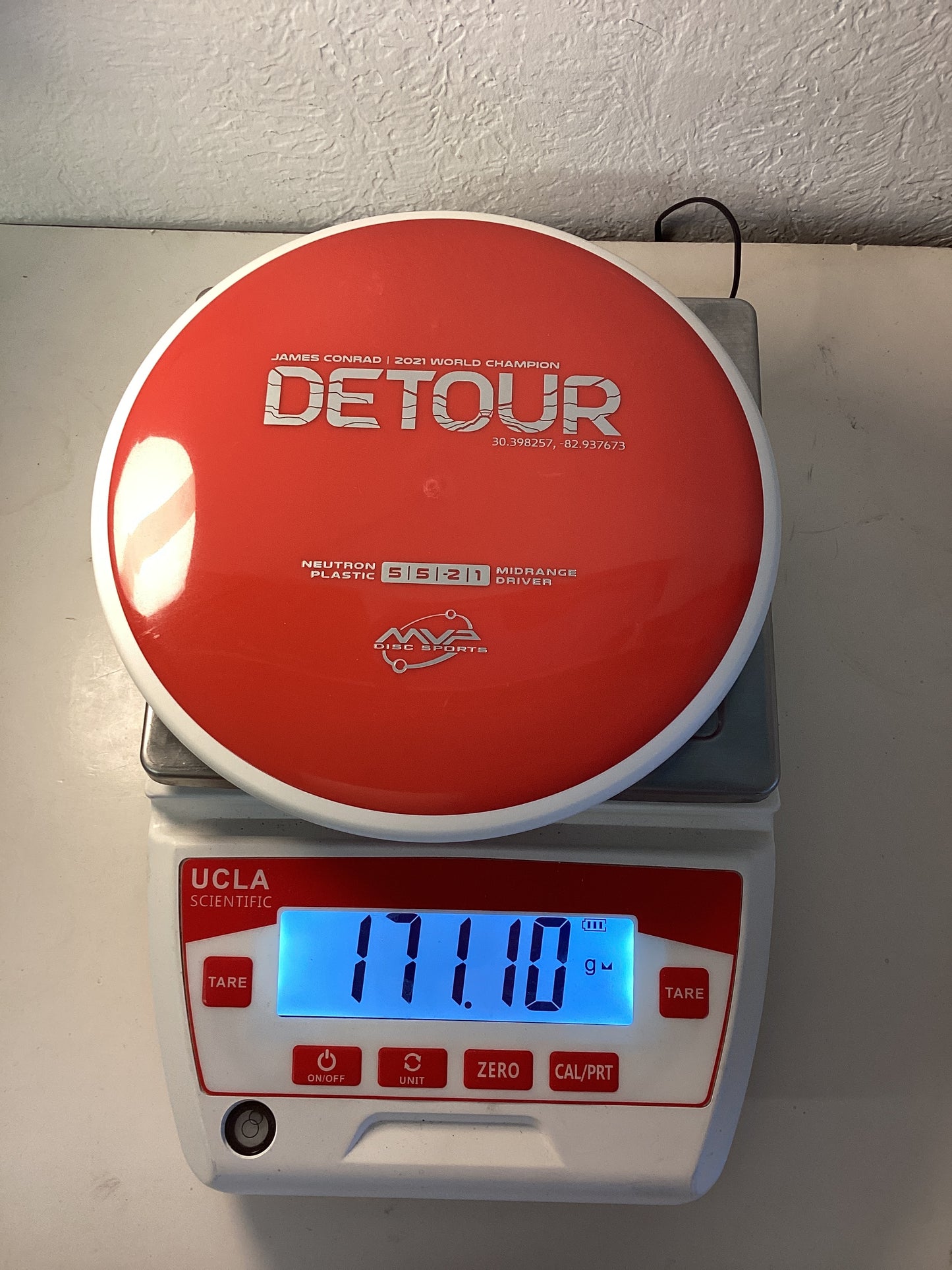 MVP Neutron Detour - Project Lab Coat