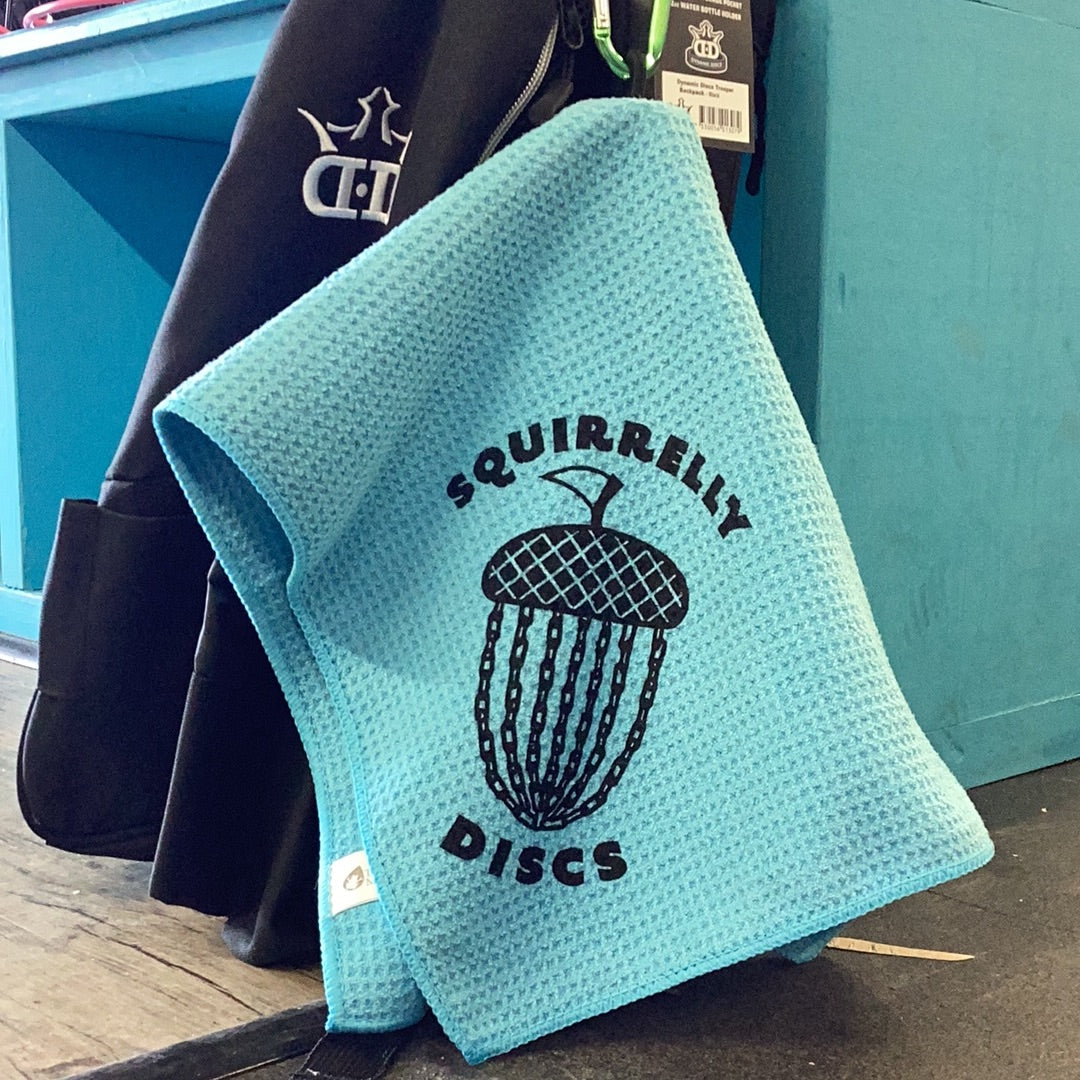 FlighTowel JR - Squirrelly Discs Logo