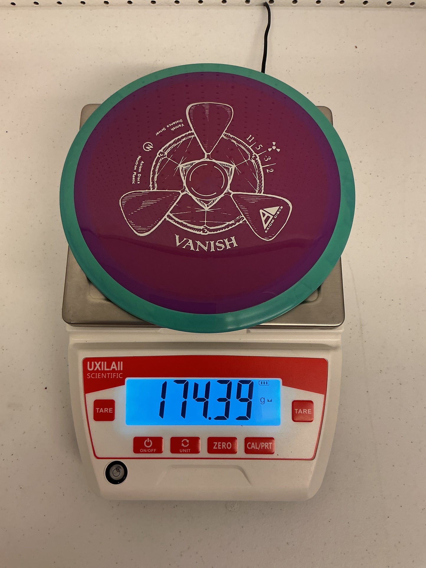 Axiom Neutron Vanish