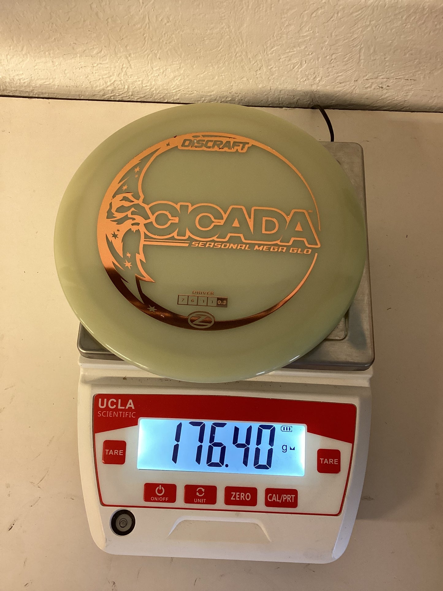 Discraft Seasonal Mega Glo Cicada