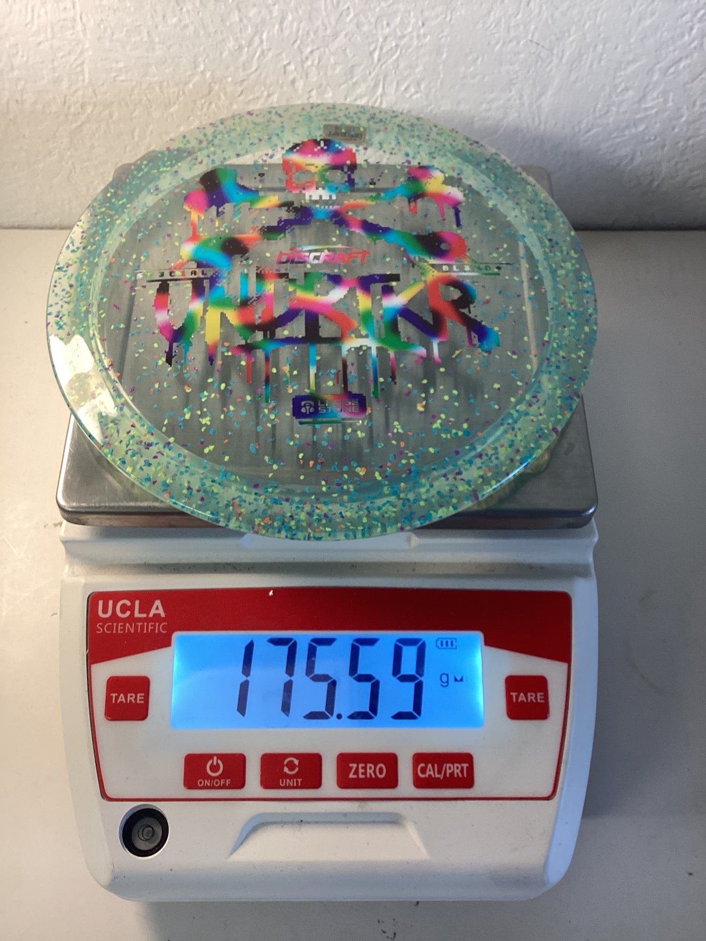 Discraft CryZtal Confetti Undertaker - 2026 Ledgestone Edition