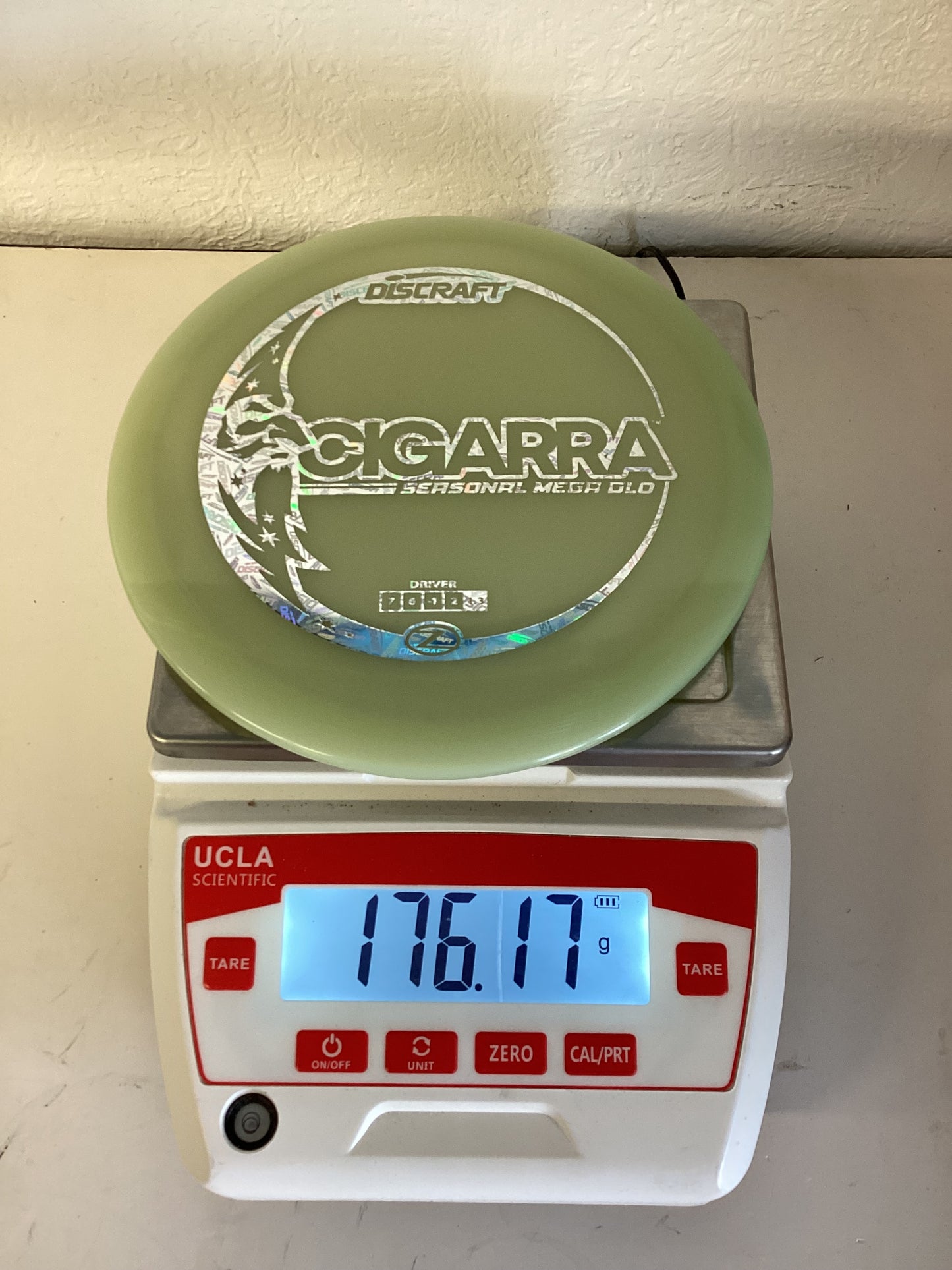 Discraft Seasonal Mega Glo Cigarra