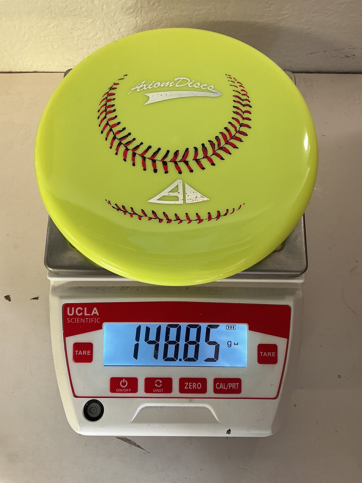 Axiom Neutron Soft Pitch -  Softball Special Edition