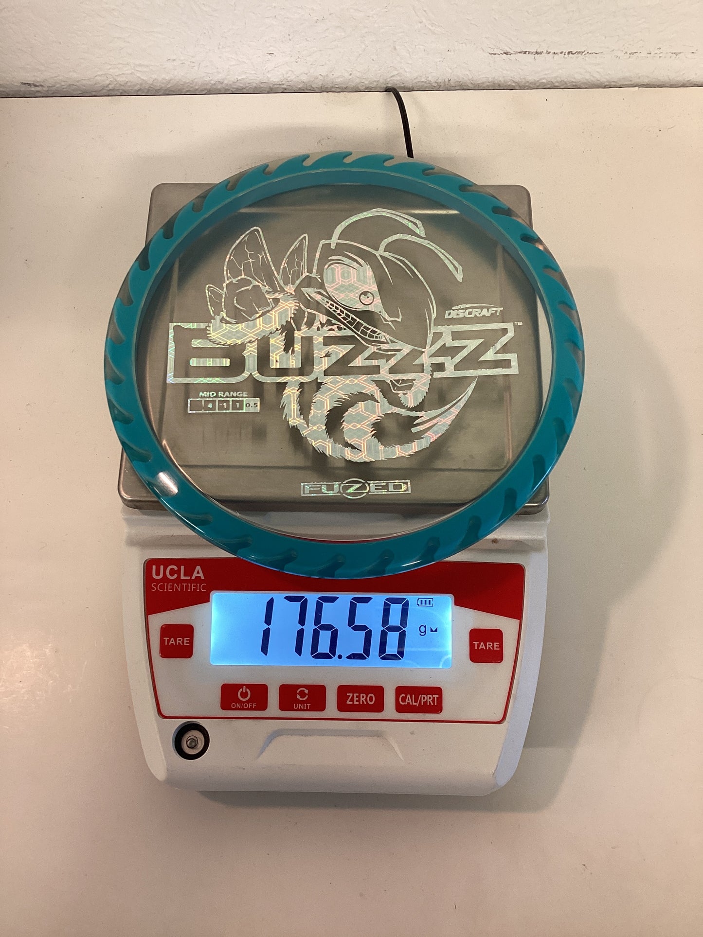 Discraft Fuzed Line Buzzz with Saw Pattern