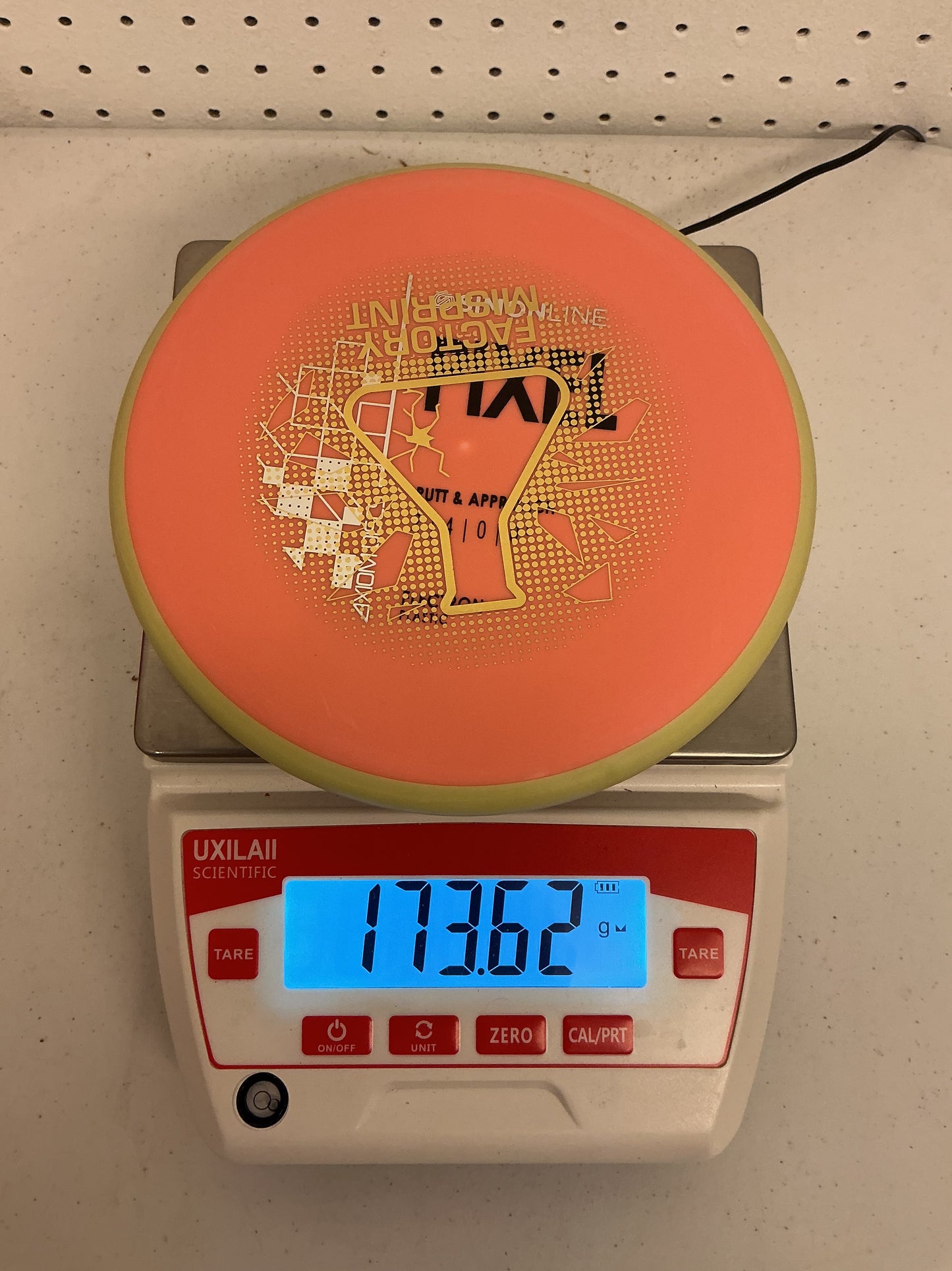 Axiom Simon Line Electron Pixel Misprint