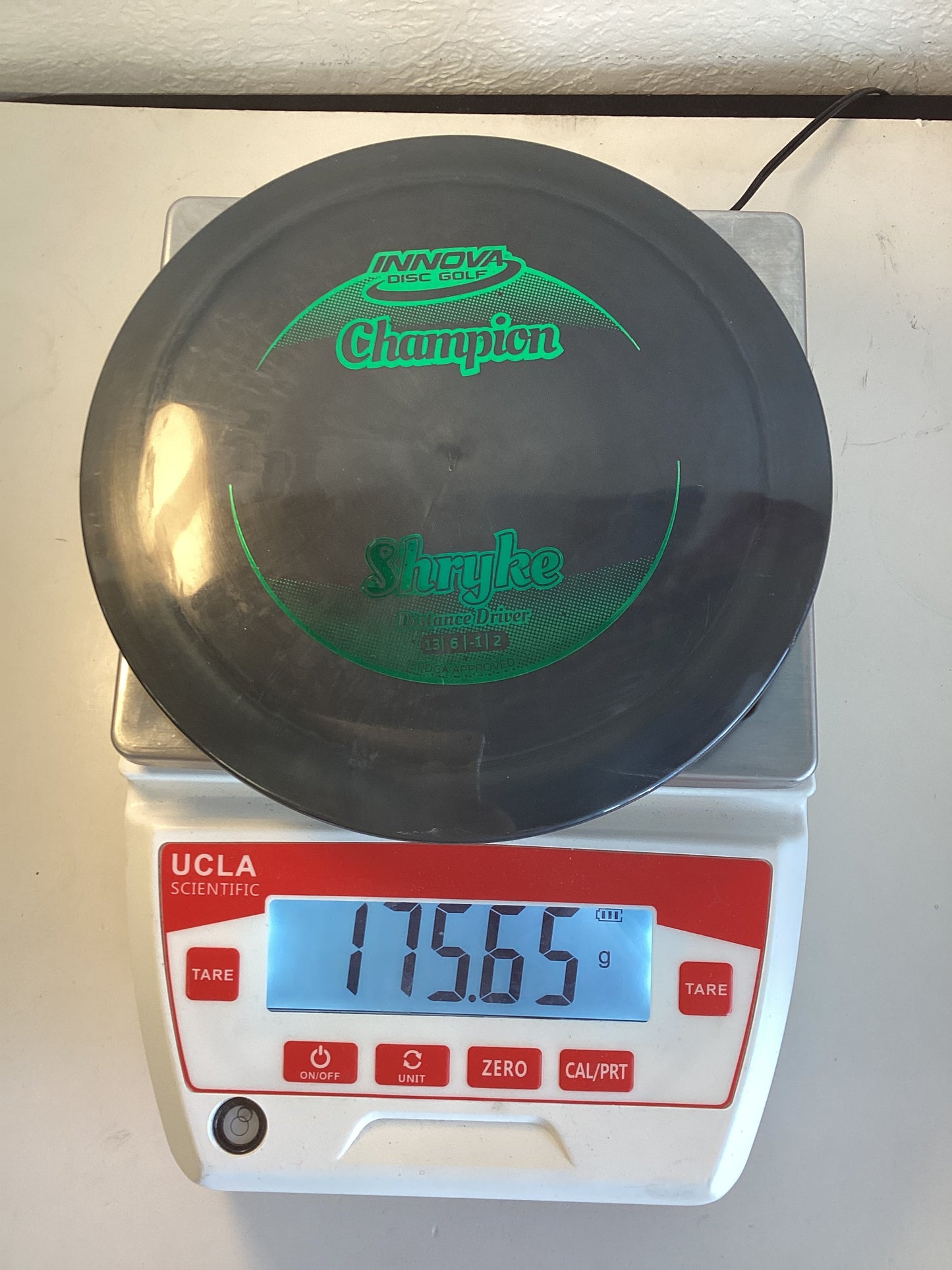 Innova-Champion-Shryke-Black-175.65g PRE-OWNED