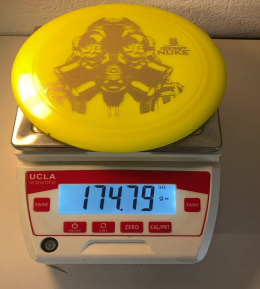 Discraft-Big Z-Nuke-Yellow-174.79g PRE-OWNED